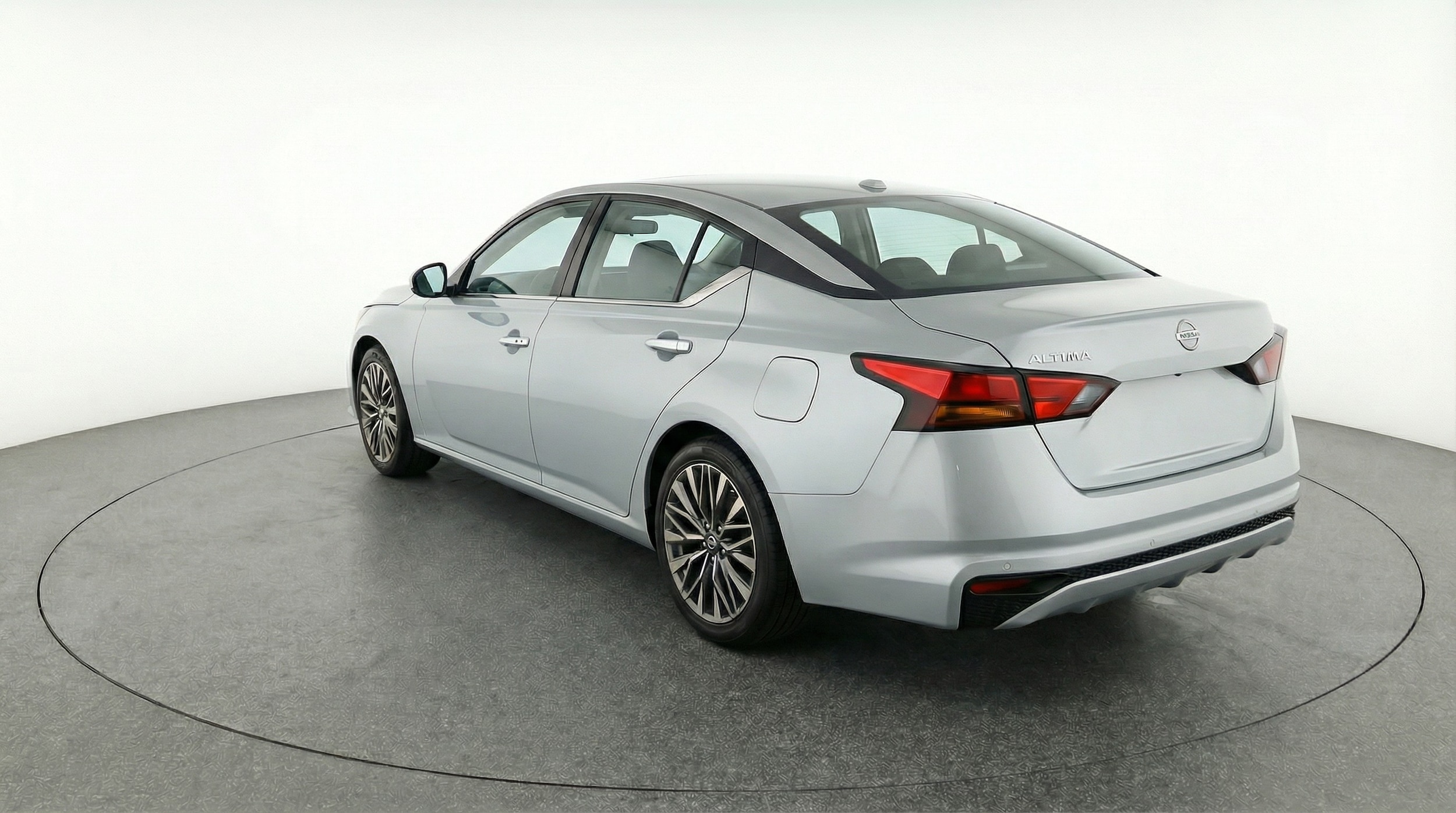 Thumbnail: 2025 Nissan Altima - 5