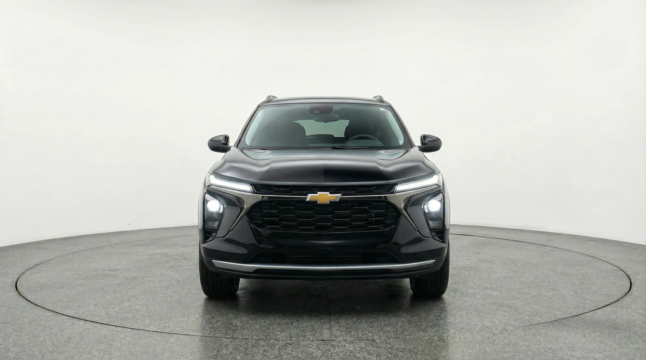 Thumbnail: 2025 Chevrolet Trax - 2