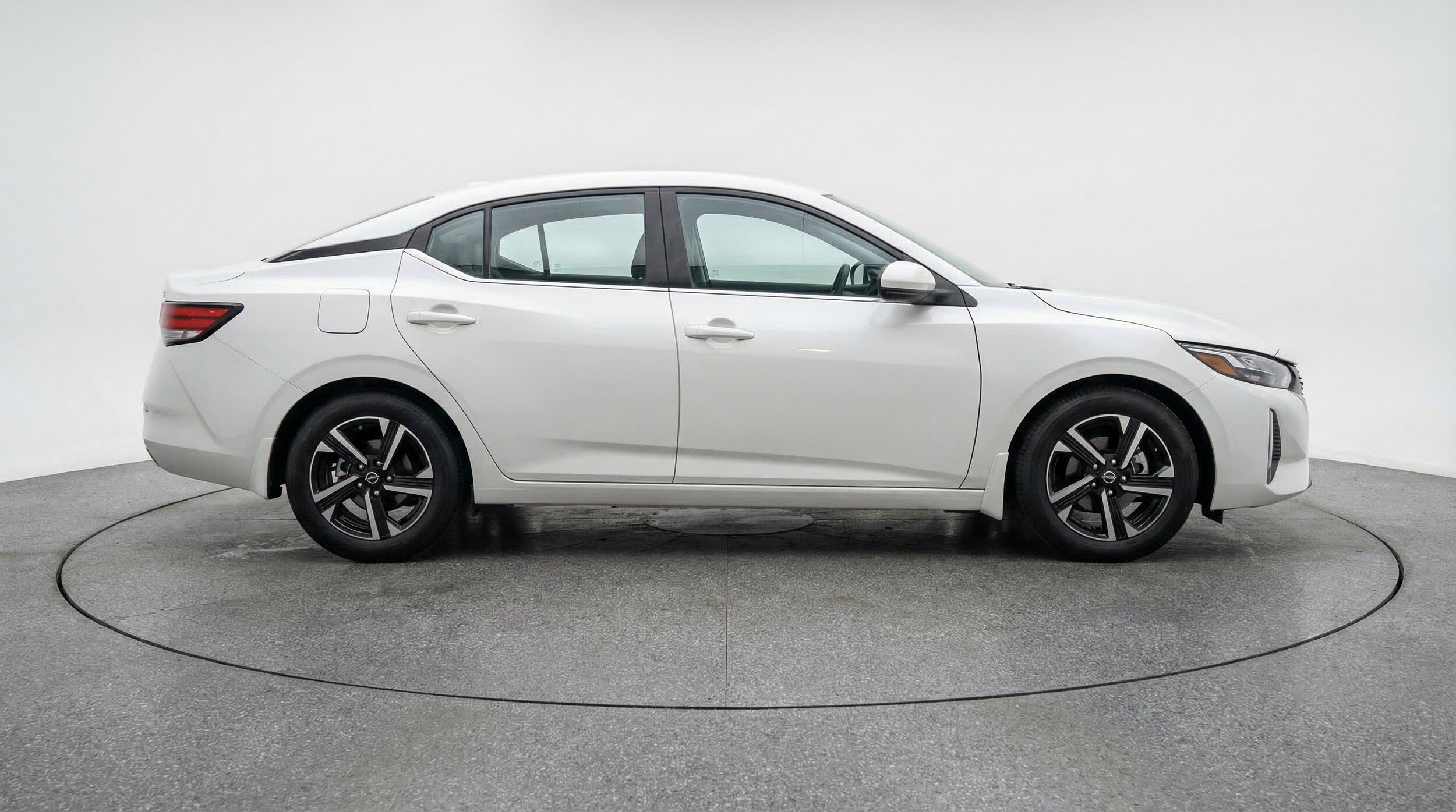 Thumbnail: 2025 Nissan Sentra - 11