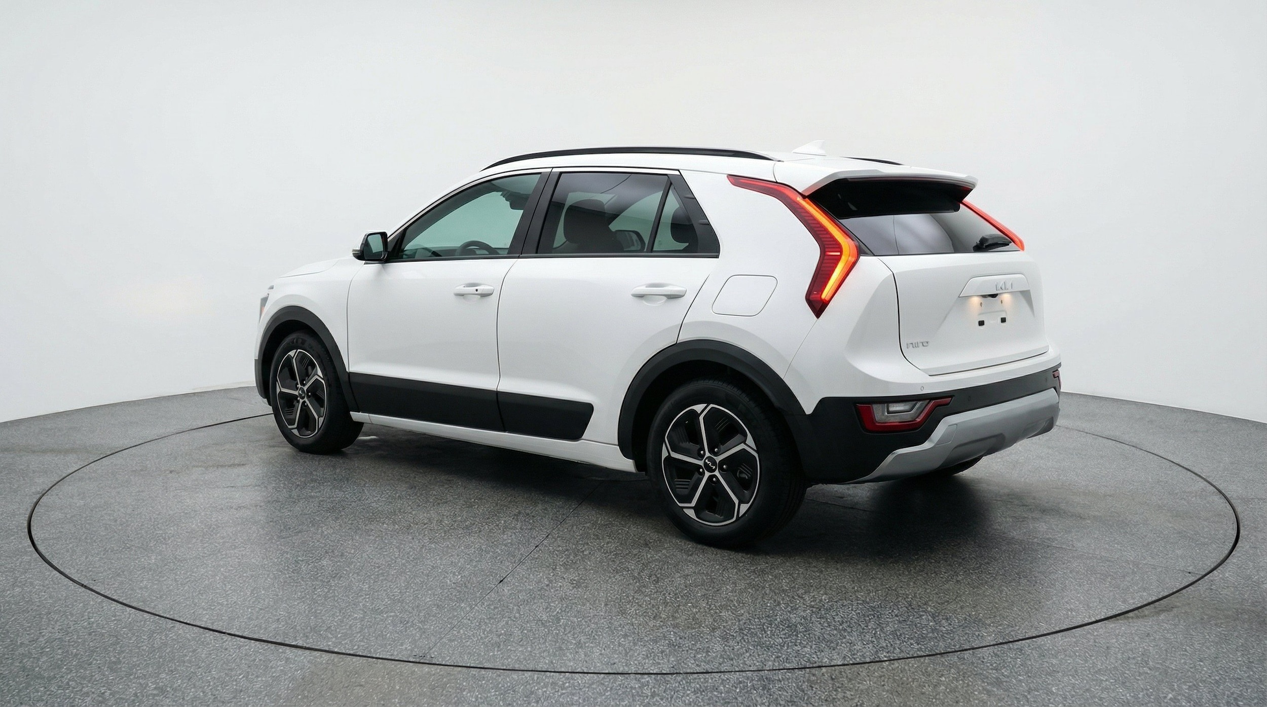 Thumbnail: 2026 Kia Niro - 6