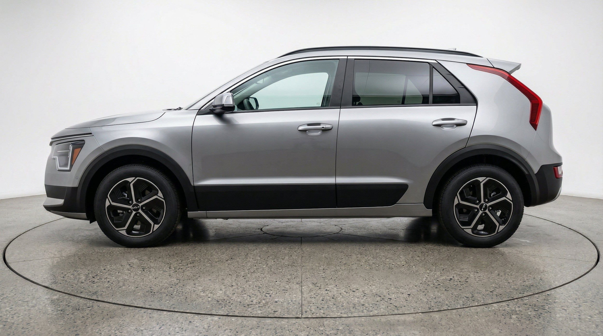 Thumbnail: 2026 Kia Niro - 5