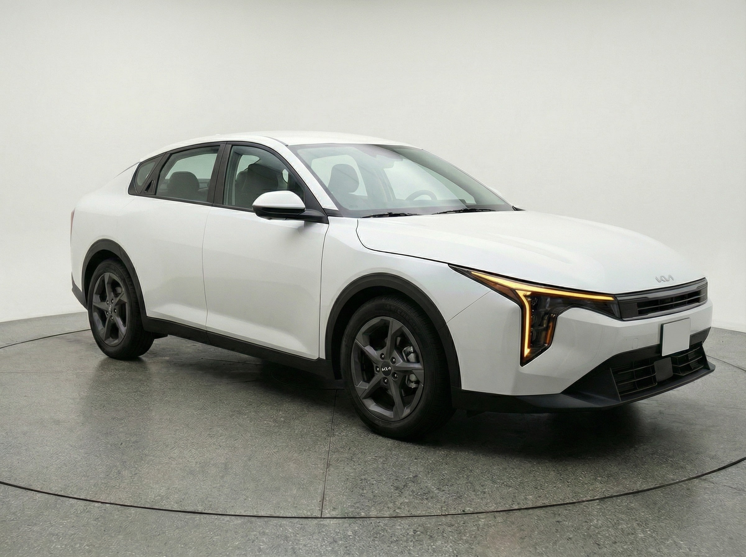 Thumbnail: 2025 Kia K4 - 1