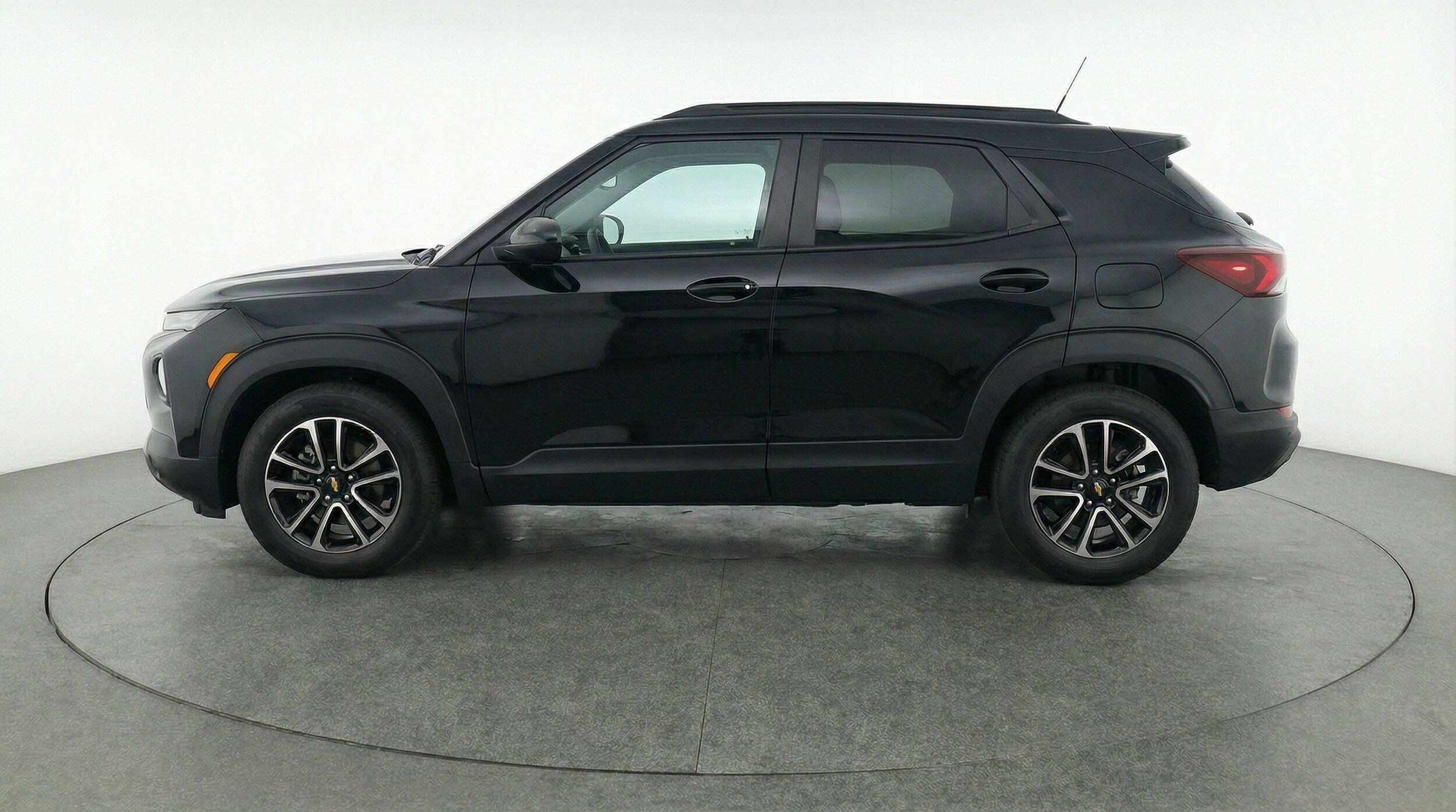 Thumbnail: 2025 Chevrolet TrailBlazer - 5