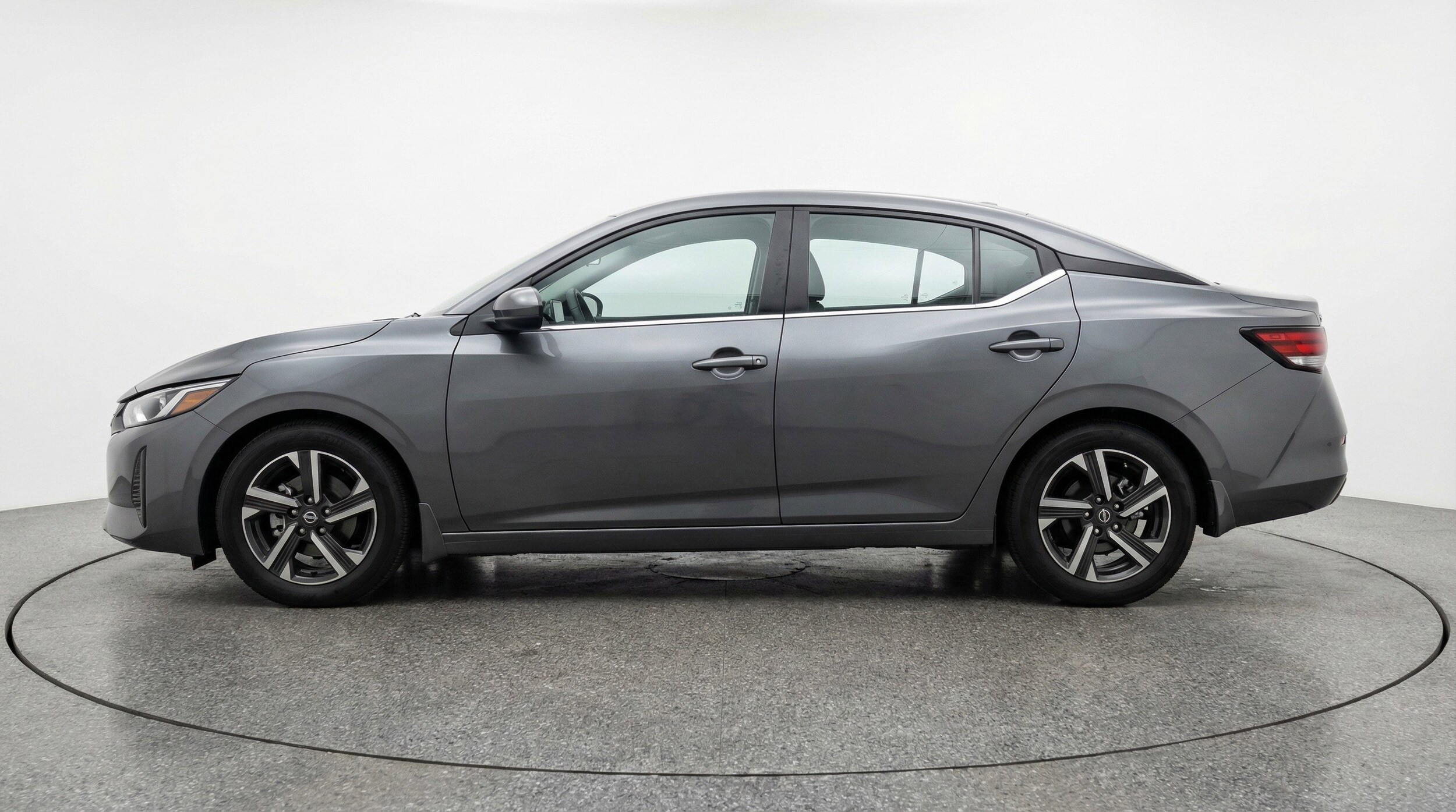Thumbnail: 2025 Nissan Sentra - 5