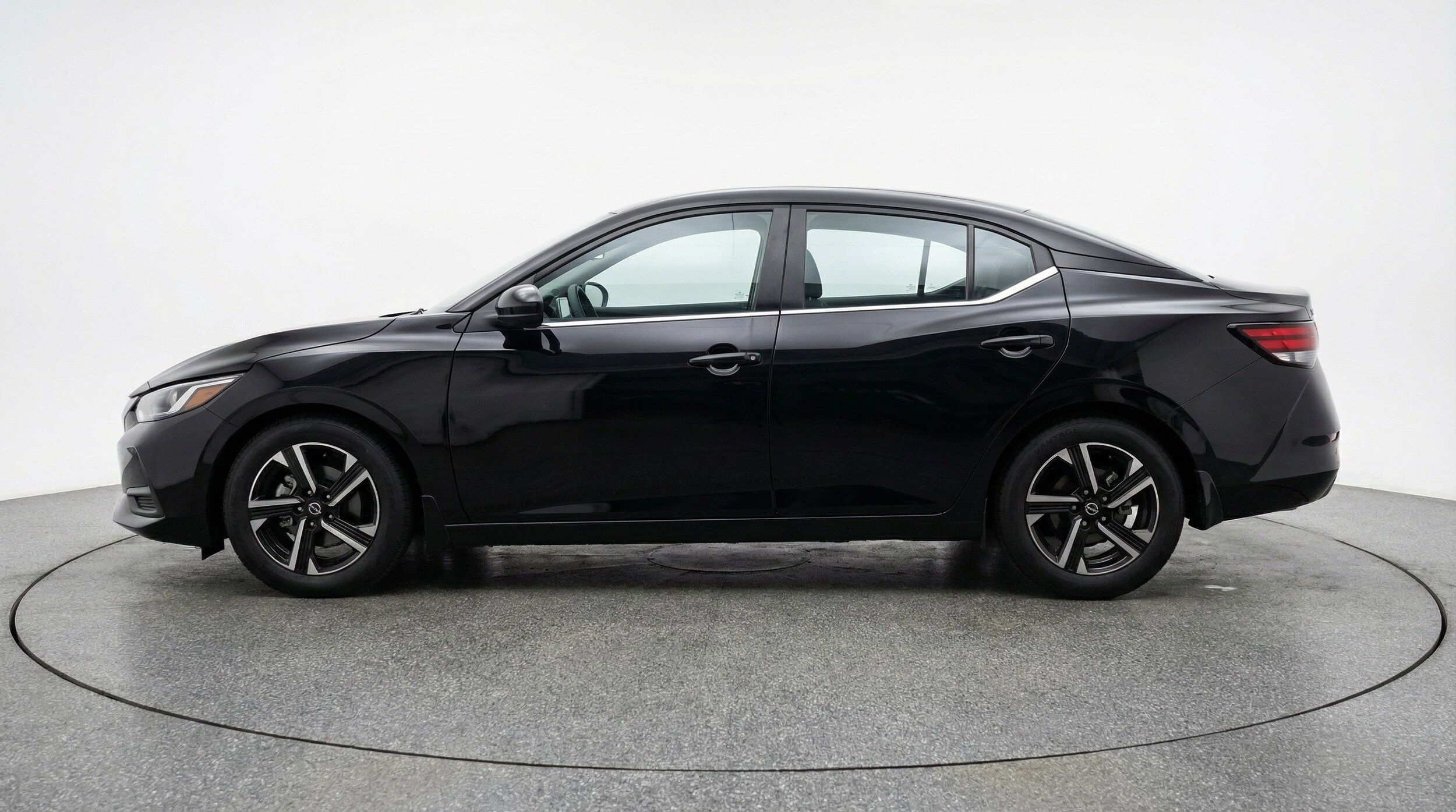 Thumbnail: 2024 Nissan Sentra - 5