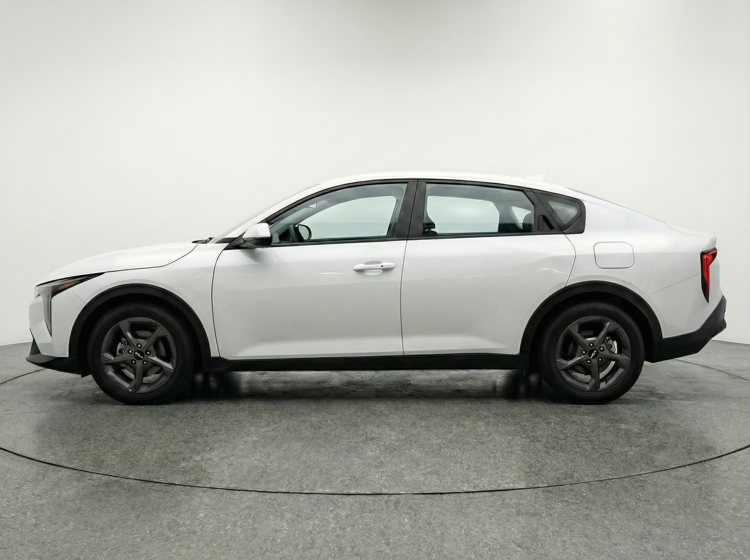 Thumbnail: 2025 Kia K4 - 4