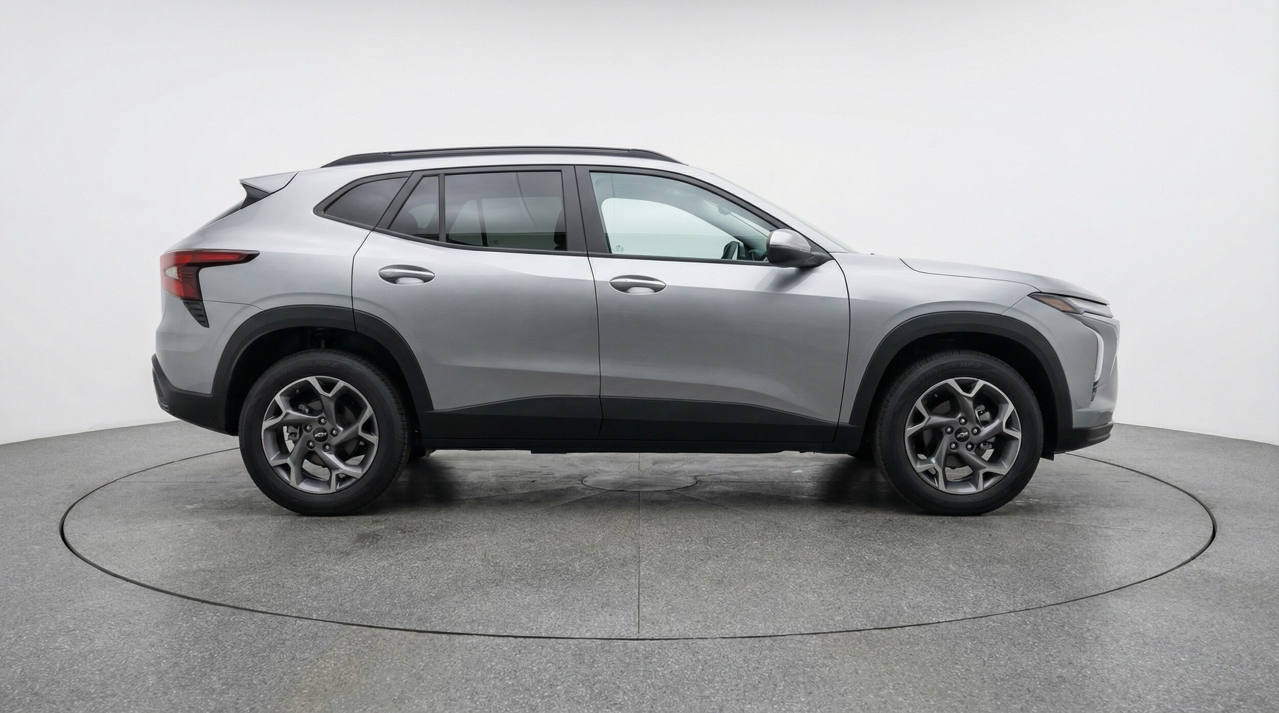 Thumbnail: 2025 Chevrolet Trax - 8