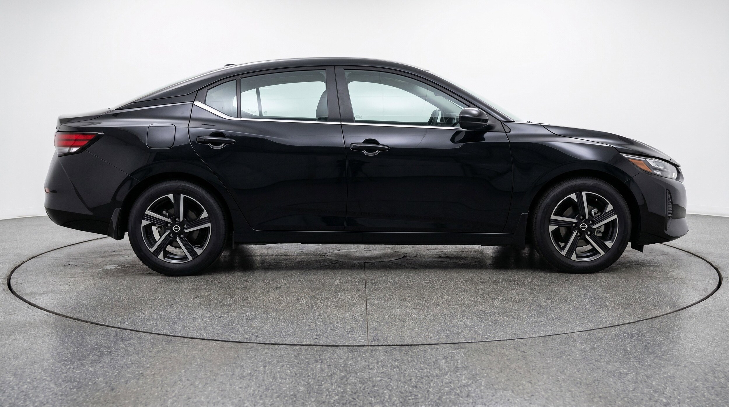 Thumbnail: 2025 Nissan Sentra - 11