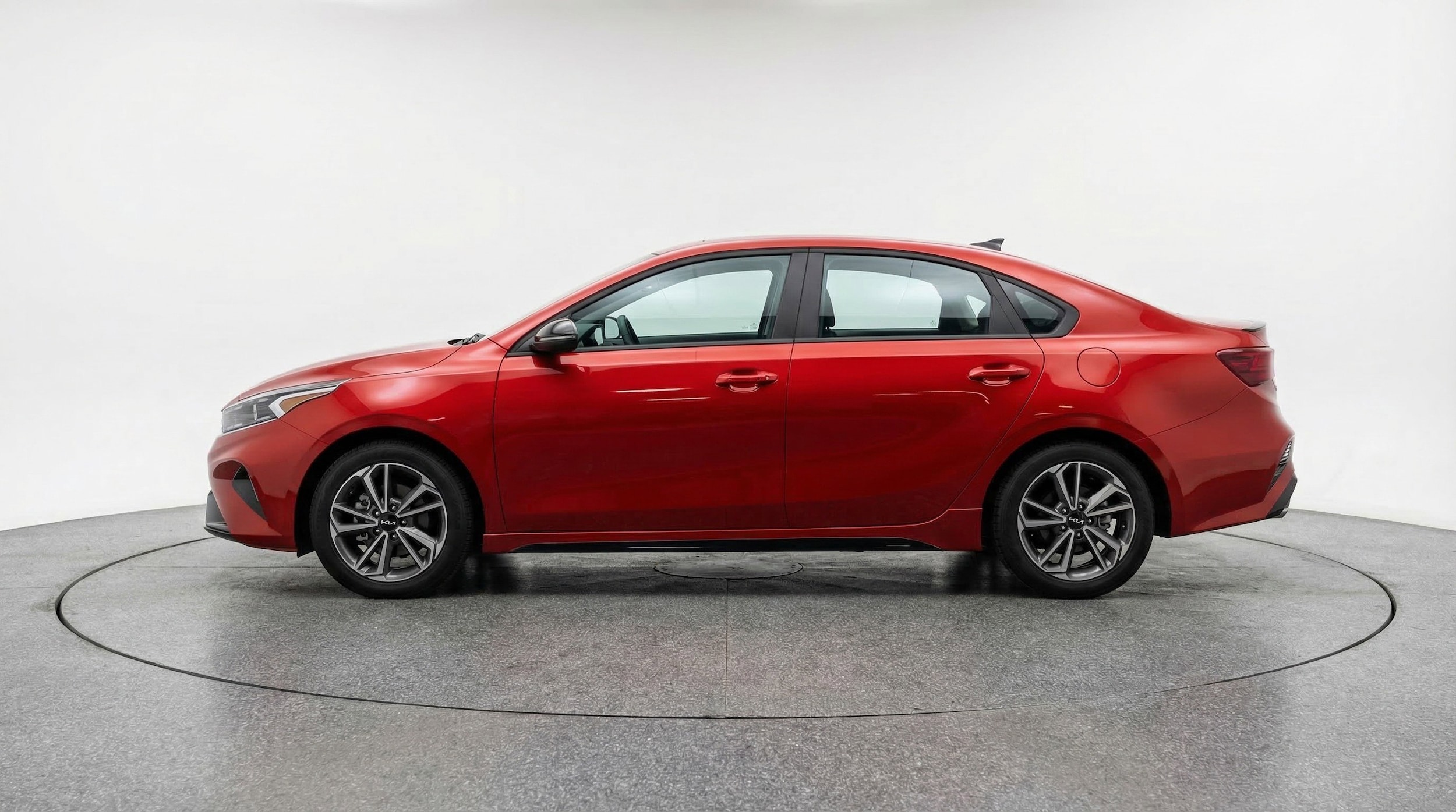 Thumbnail: 2024 Kia Forte - 5
