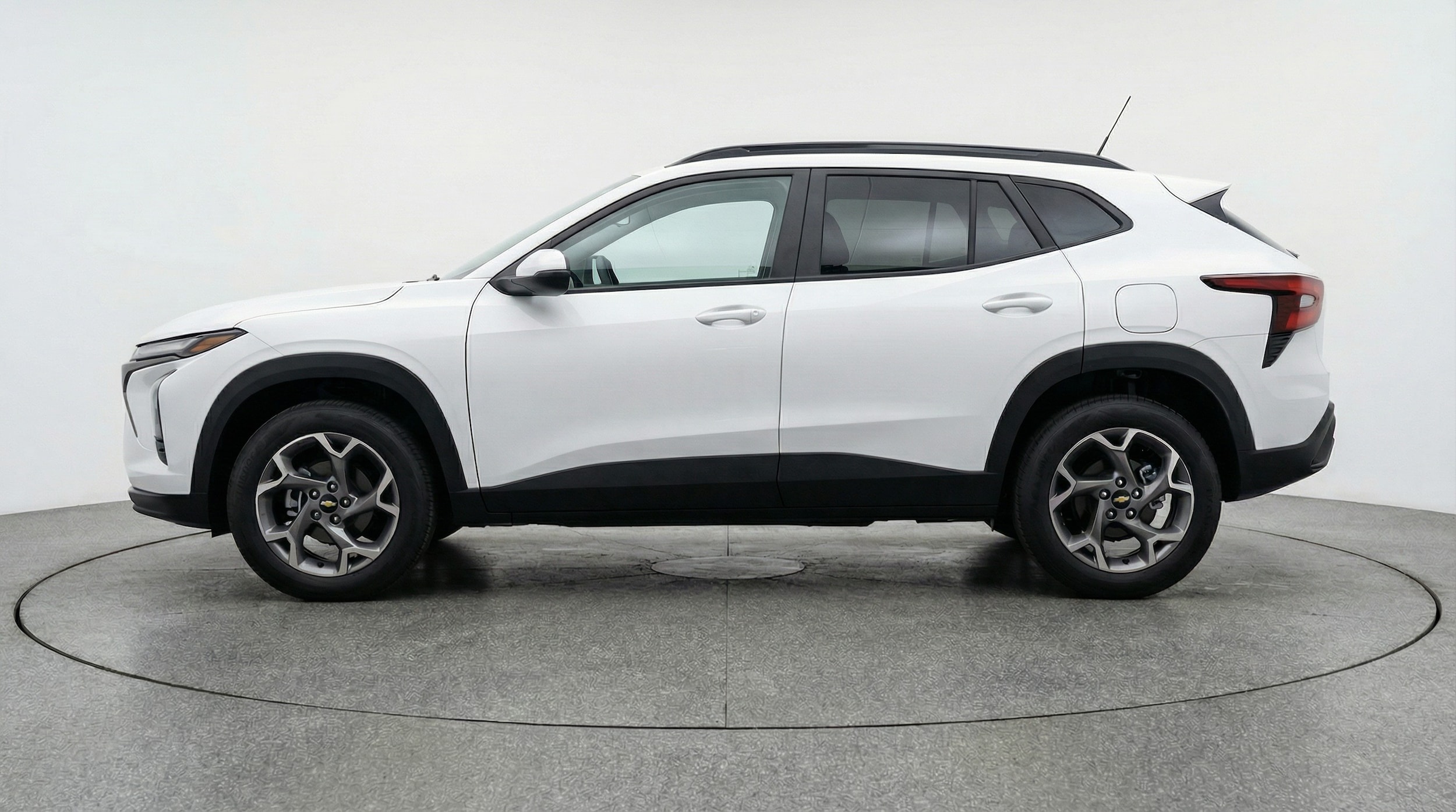 Thumbnail: 2025 Chevrolet Trax - 4