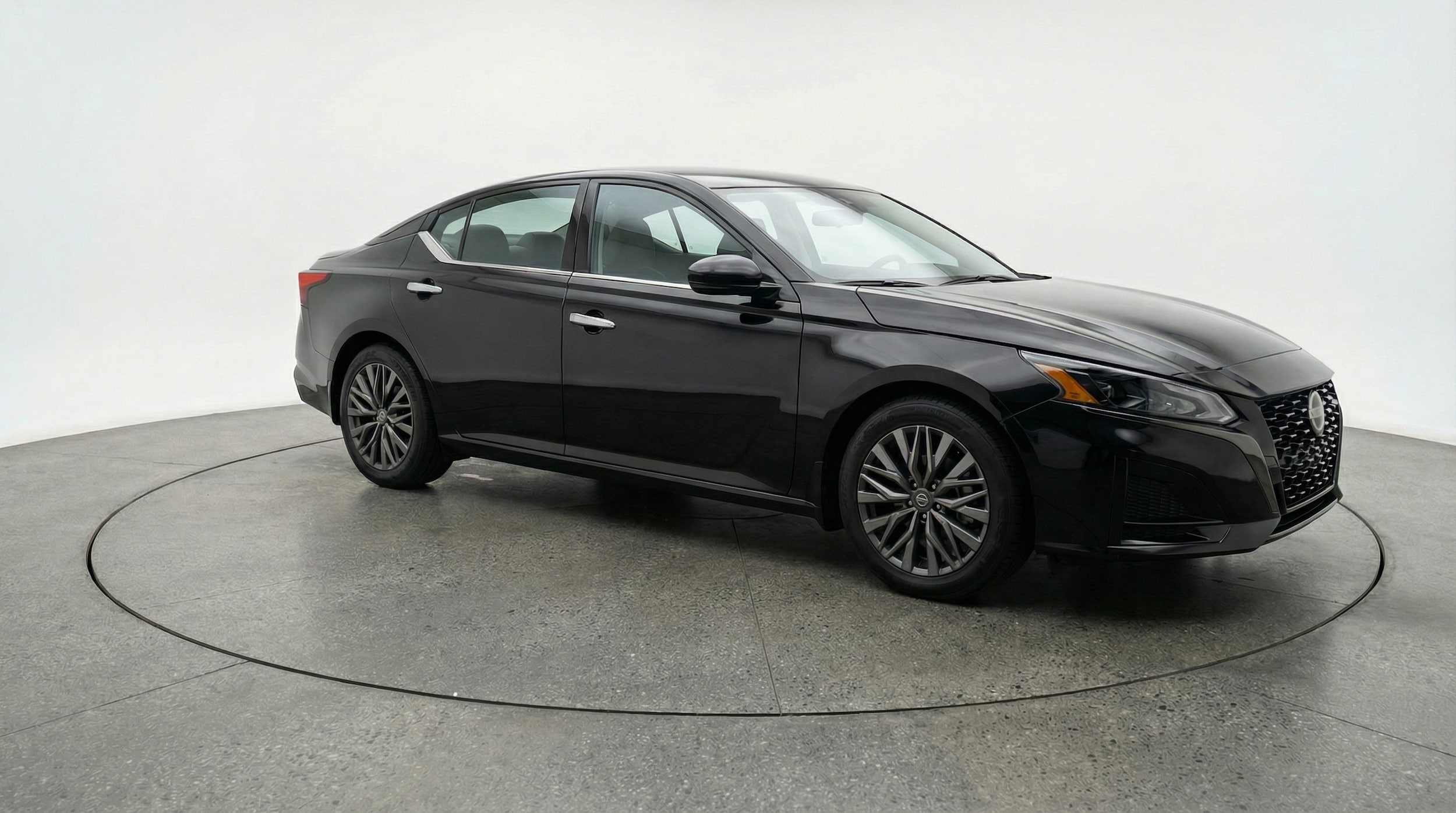 2025 Nissan Altima 2.5 SV FWD