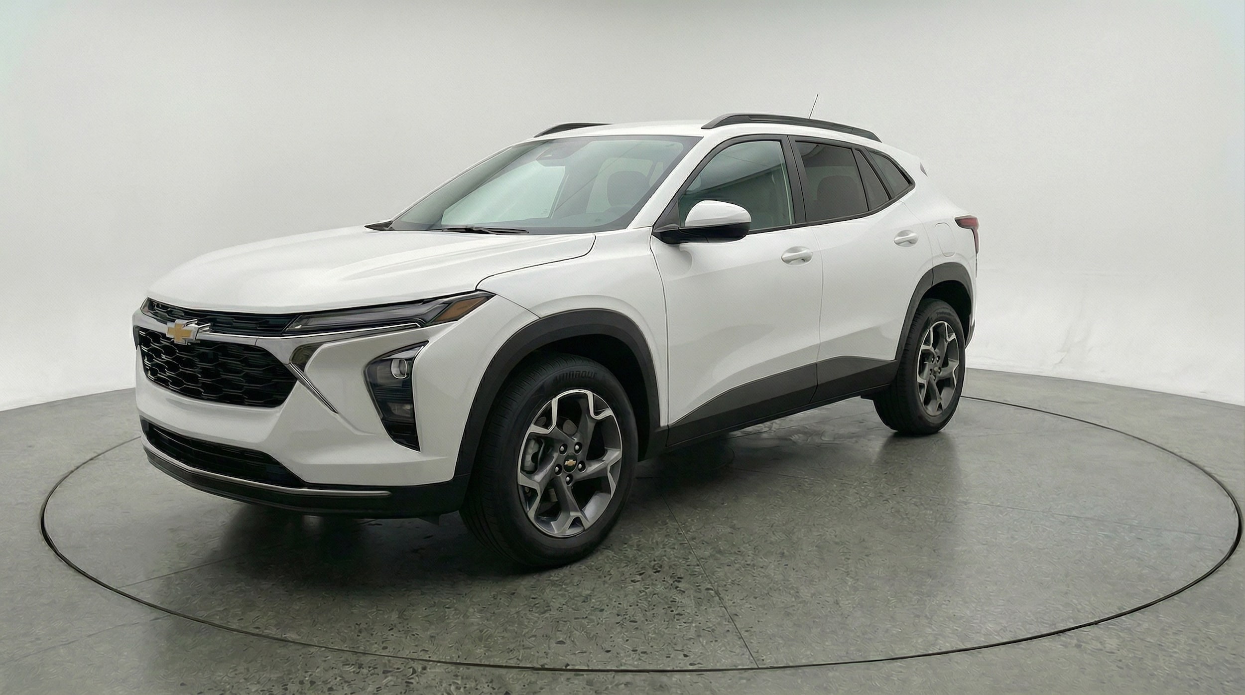 Thumbnail: 2025 Chevrolet Trax - 3