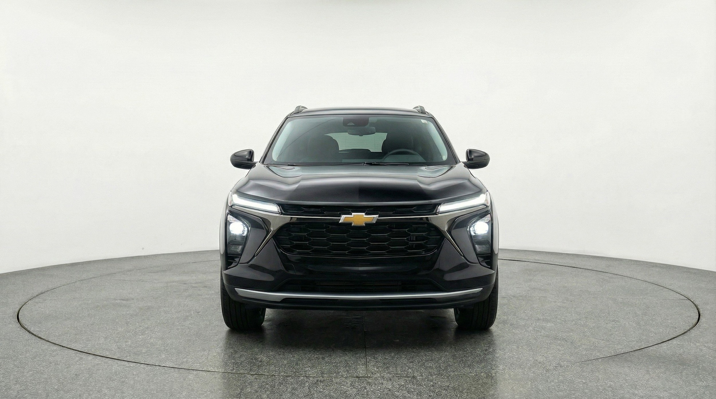Thumbnail: 2025 Chevrolet Trax - 2