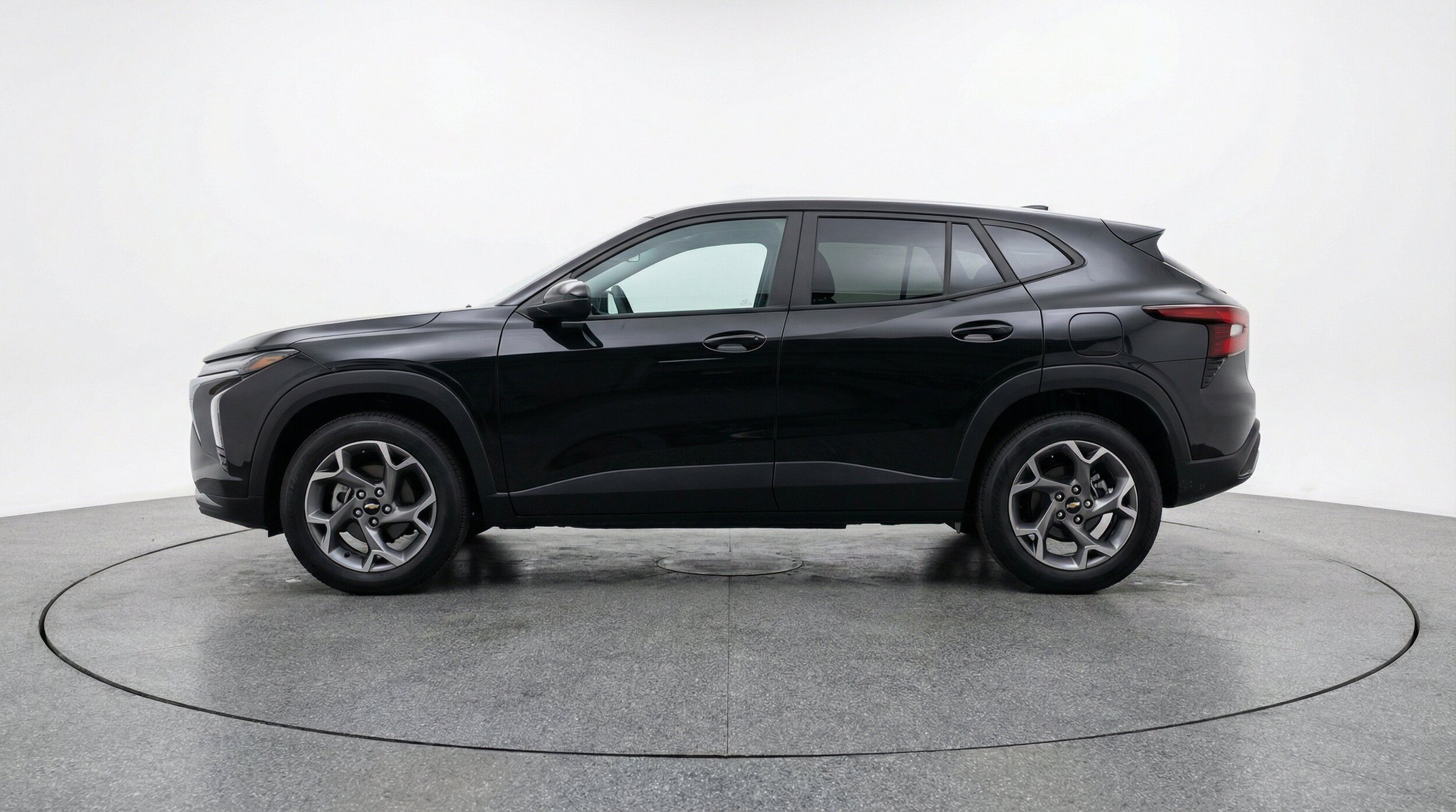 Thumbnail: 2025 Chevrolet Trax - 5
