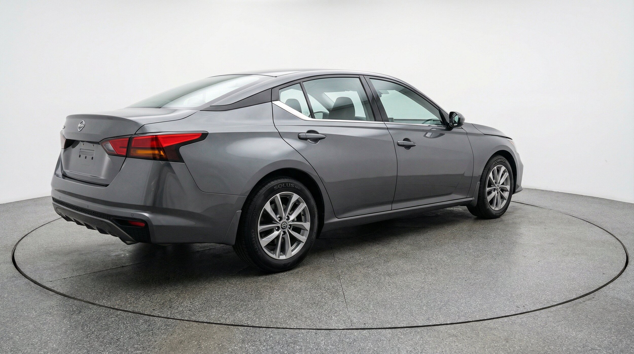 Thumbnail: 2025 Nissan Altima - 9