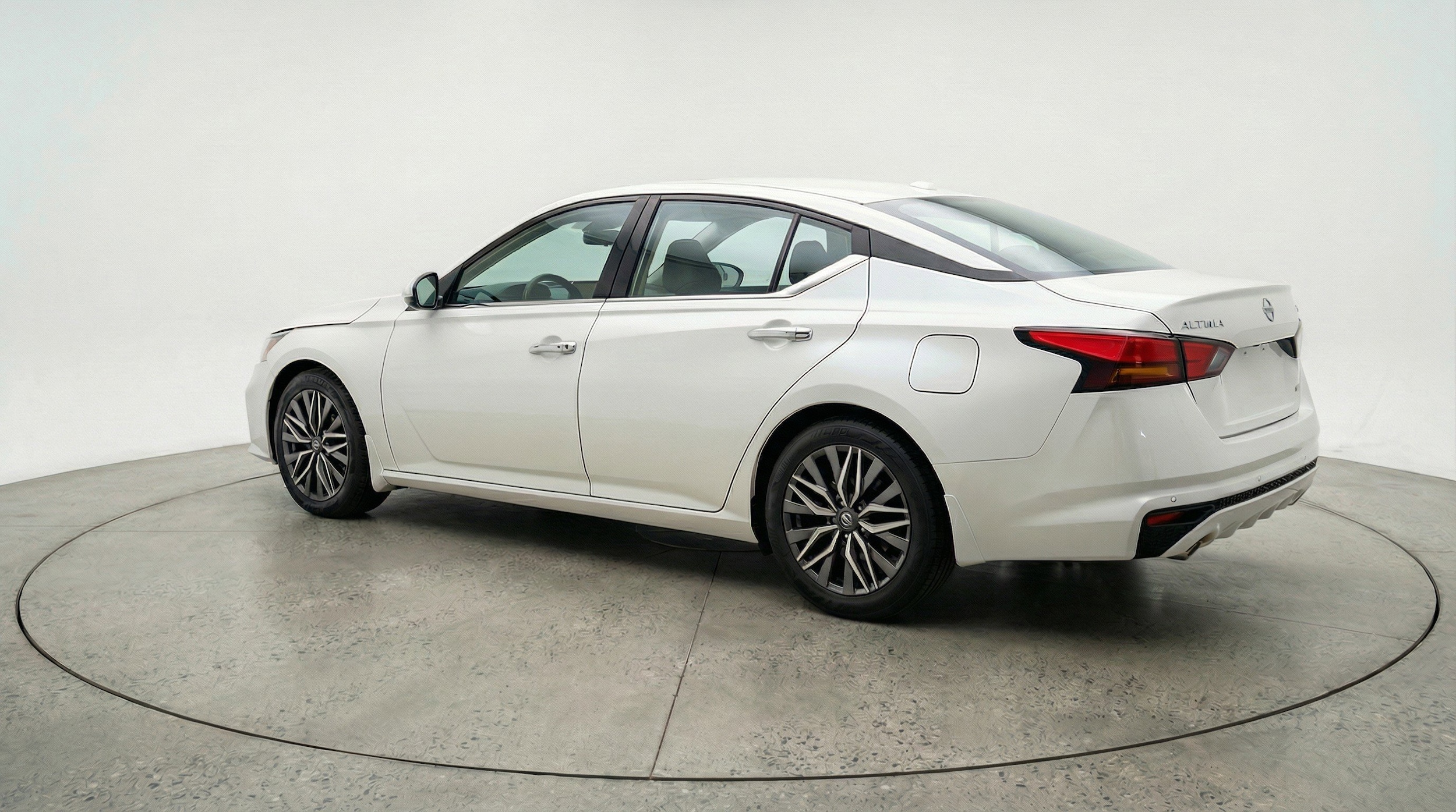 Thumbnail: 2025 Nissan Altima - 6