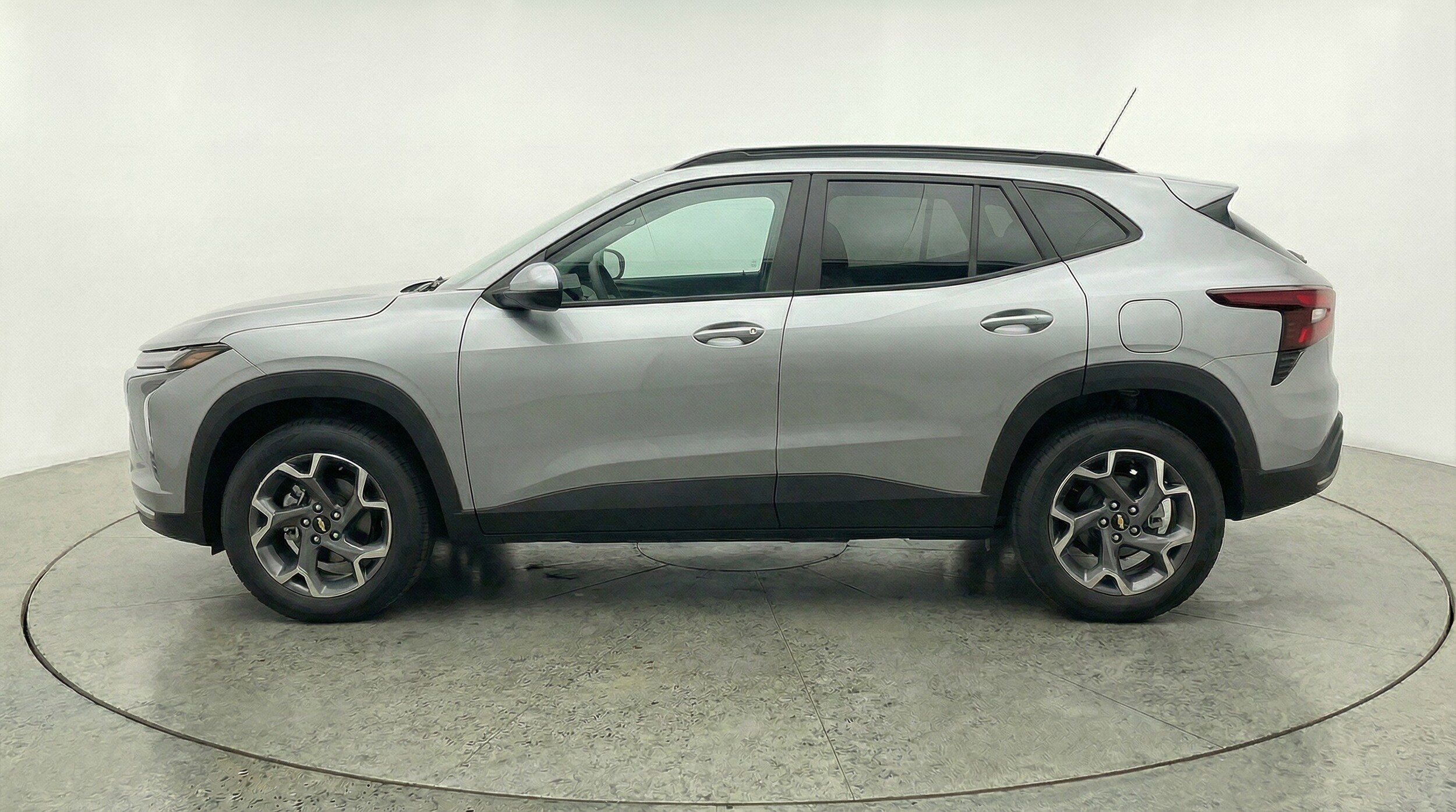 Thumbnail: 2025 Chevrolet Trax - 5