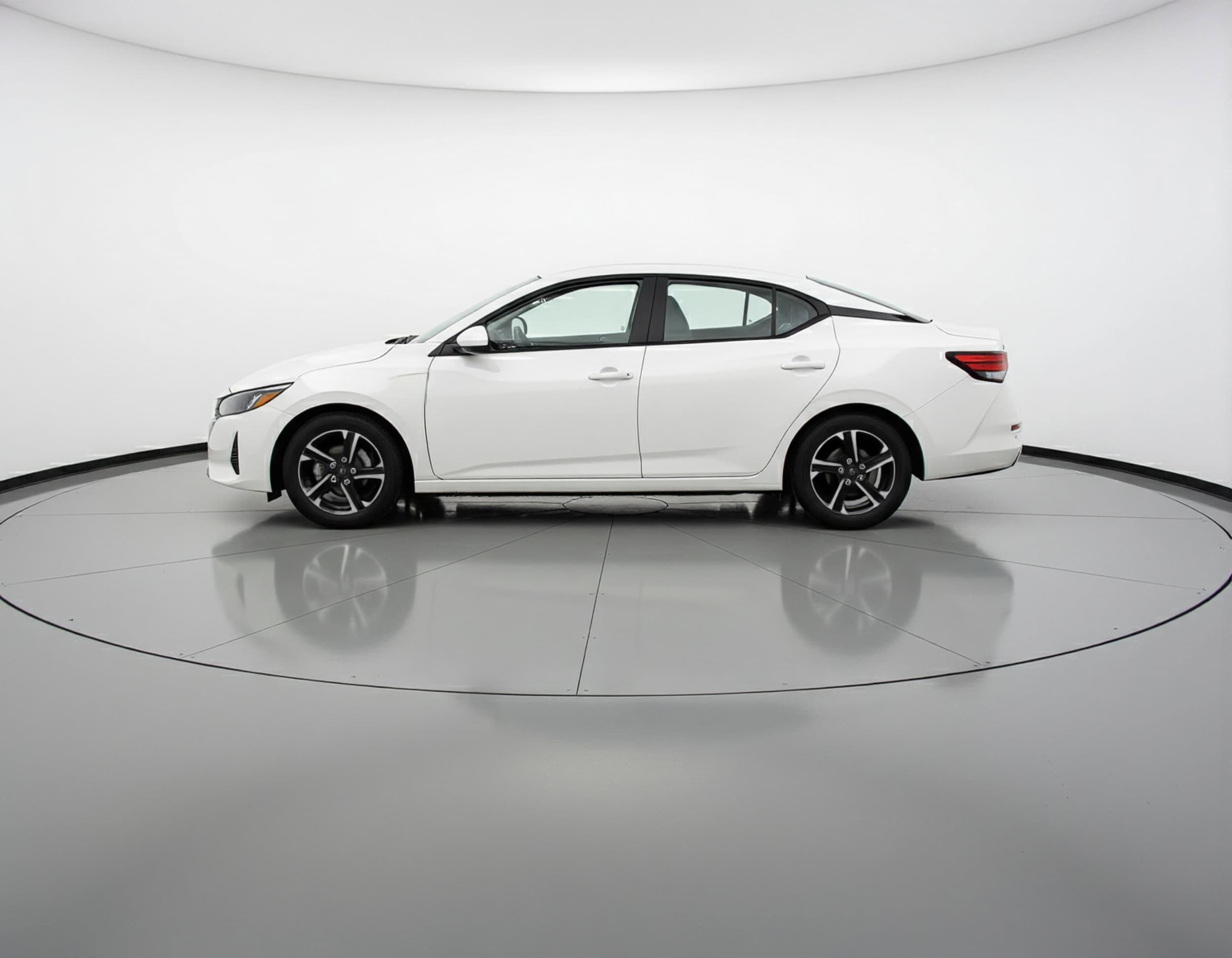 Thumbnail: 2025 Nissan Sentra - 5