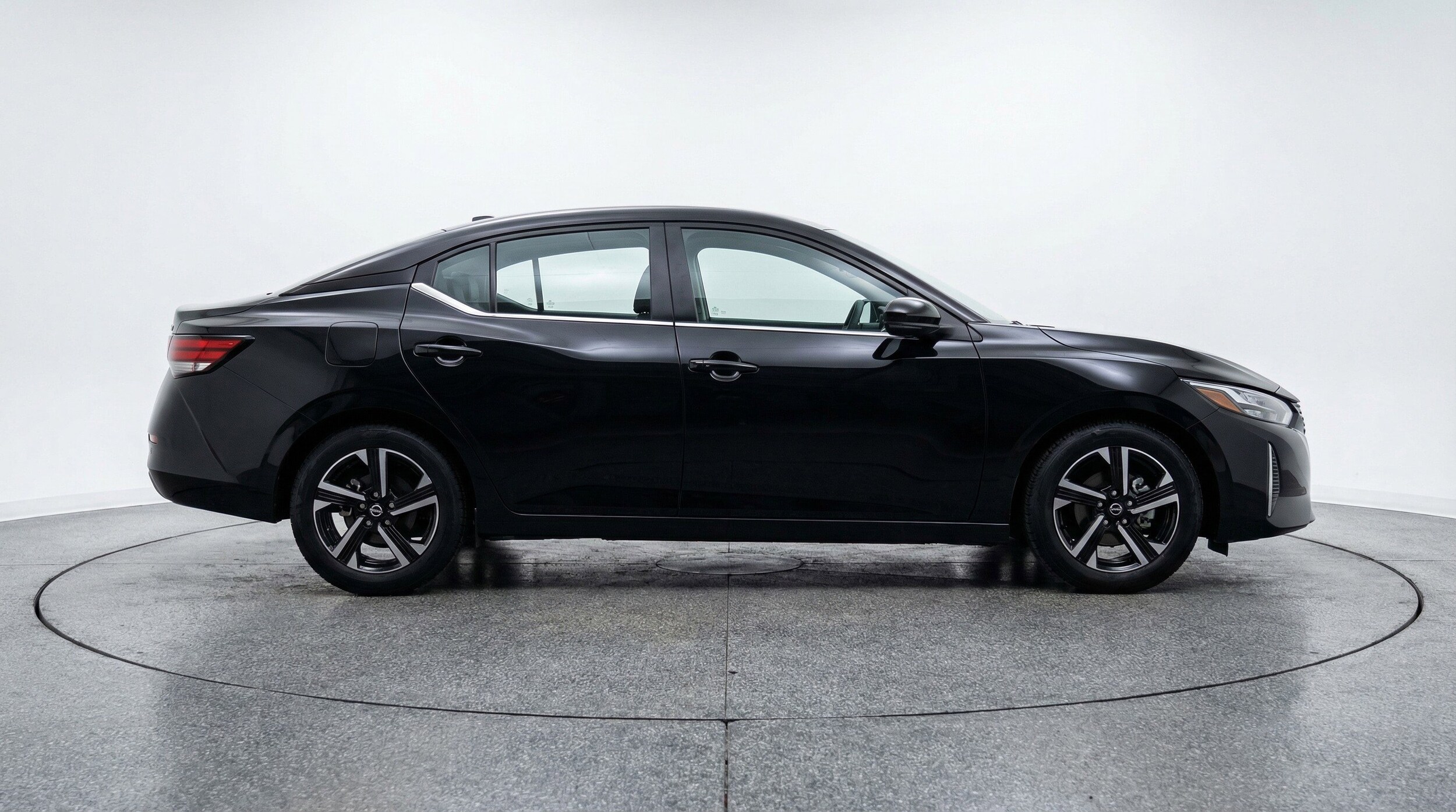 Thumbnail: 2025 Nissan Sentra - 11