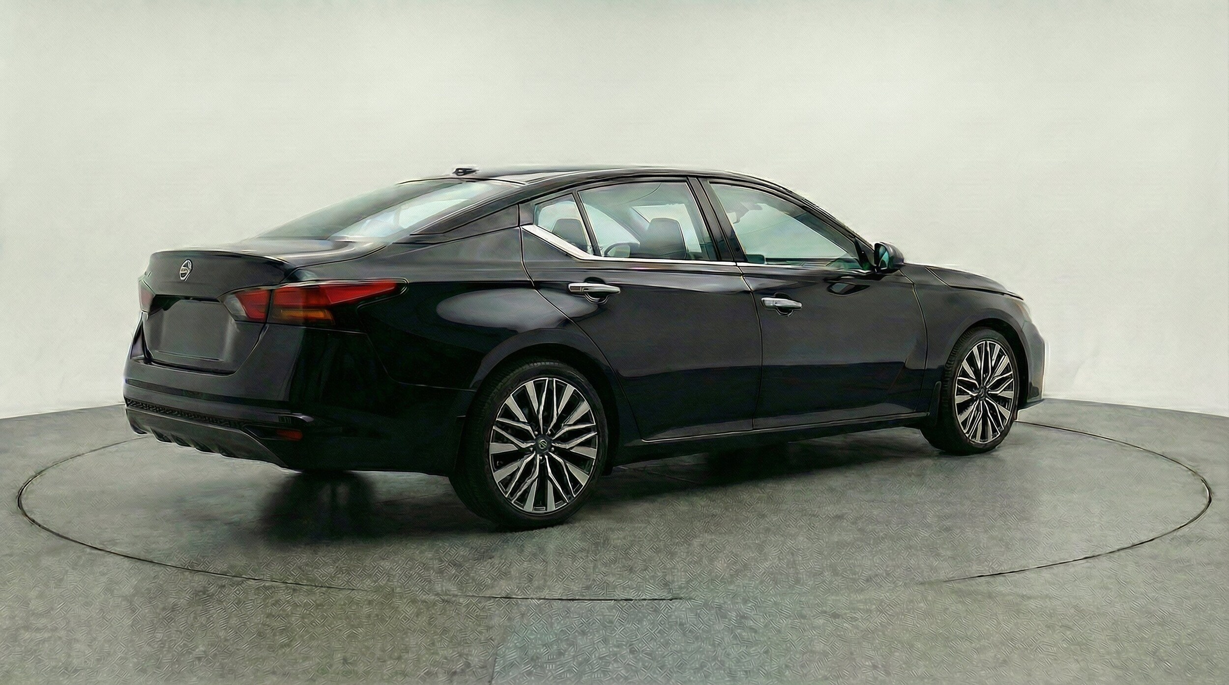 Thumbnail: 2025 Nissan Altima - 9