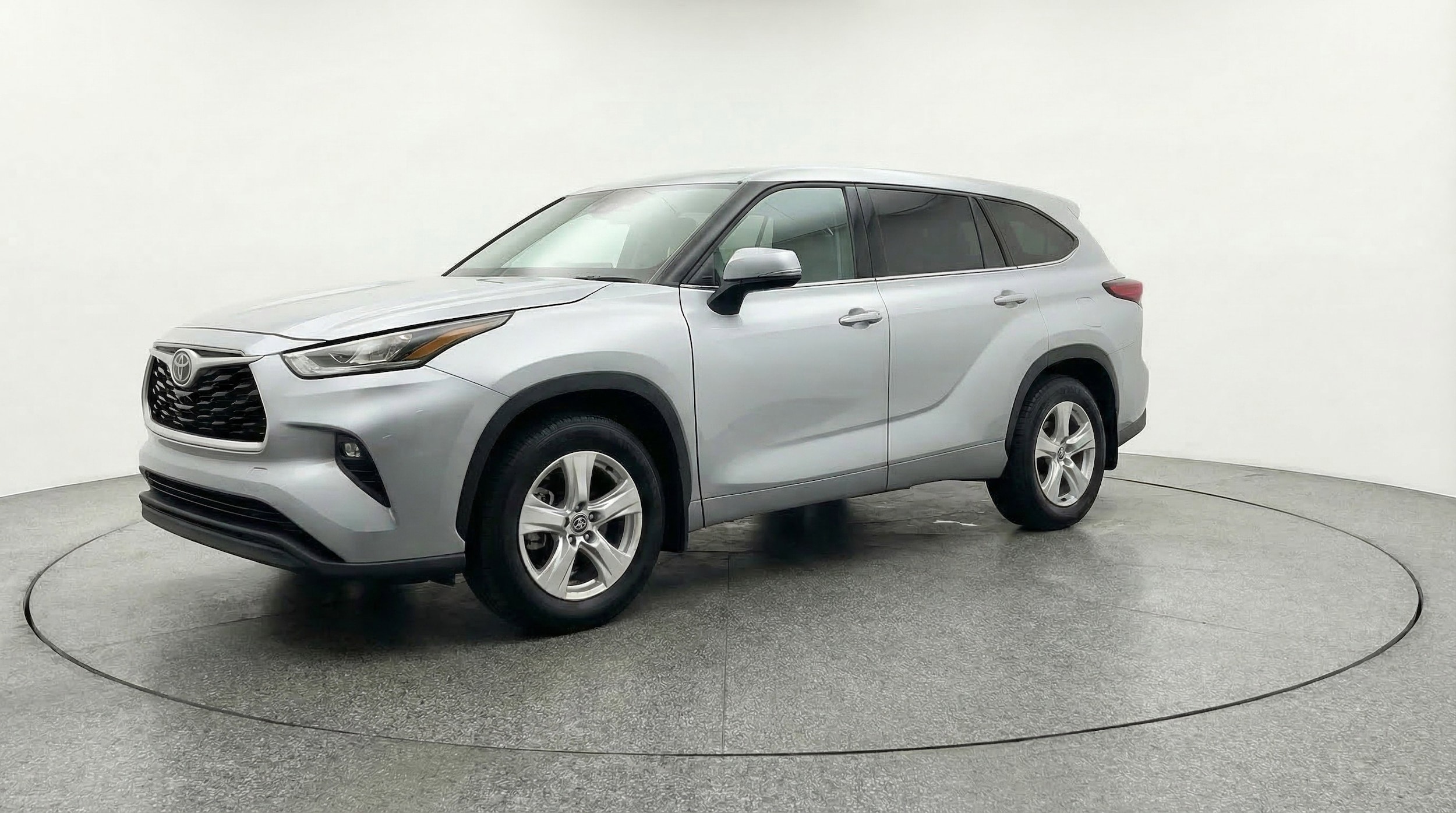 Thumbnail: 2025 Toyota Highlander - 3