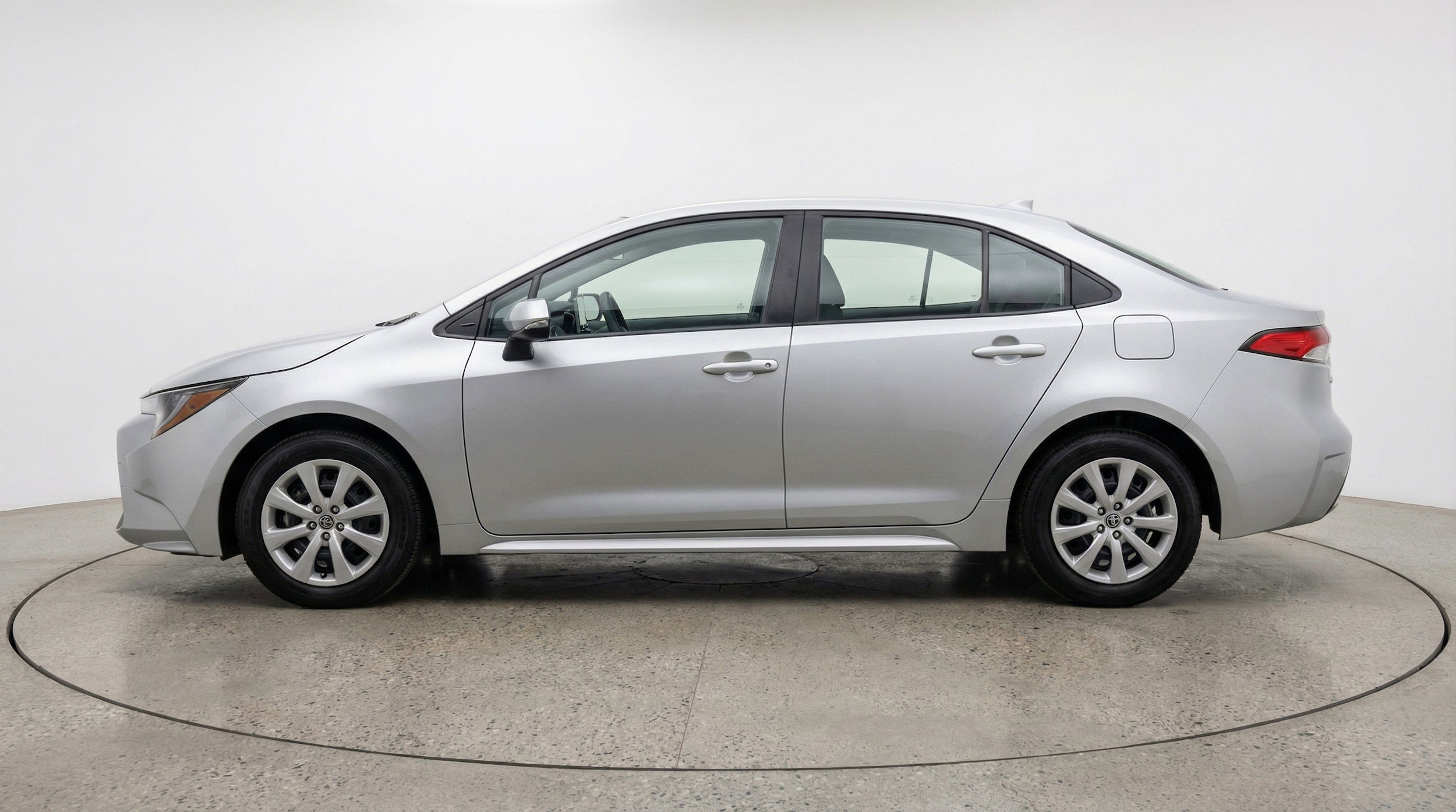 Thumbnail: 2025 Toyota Corolla - 5