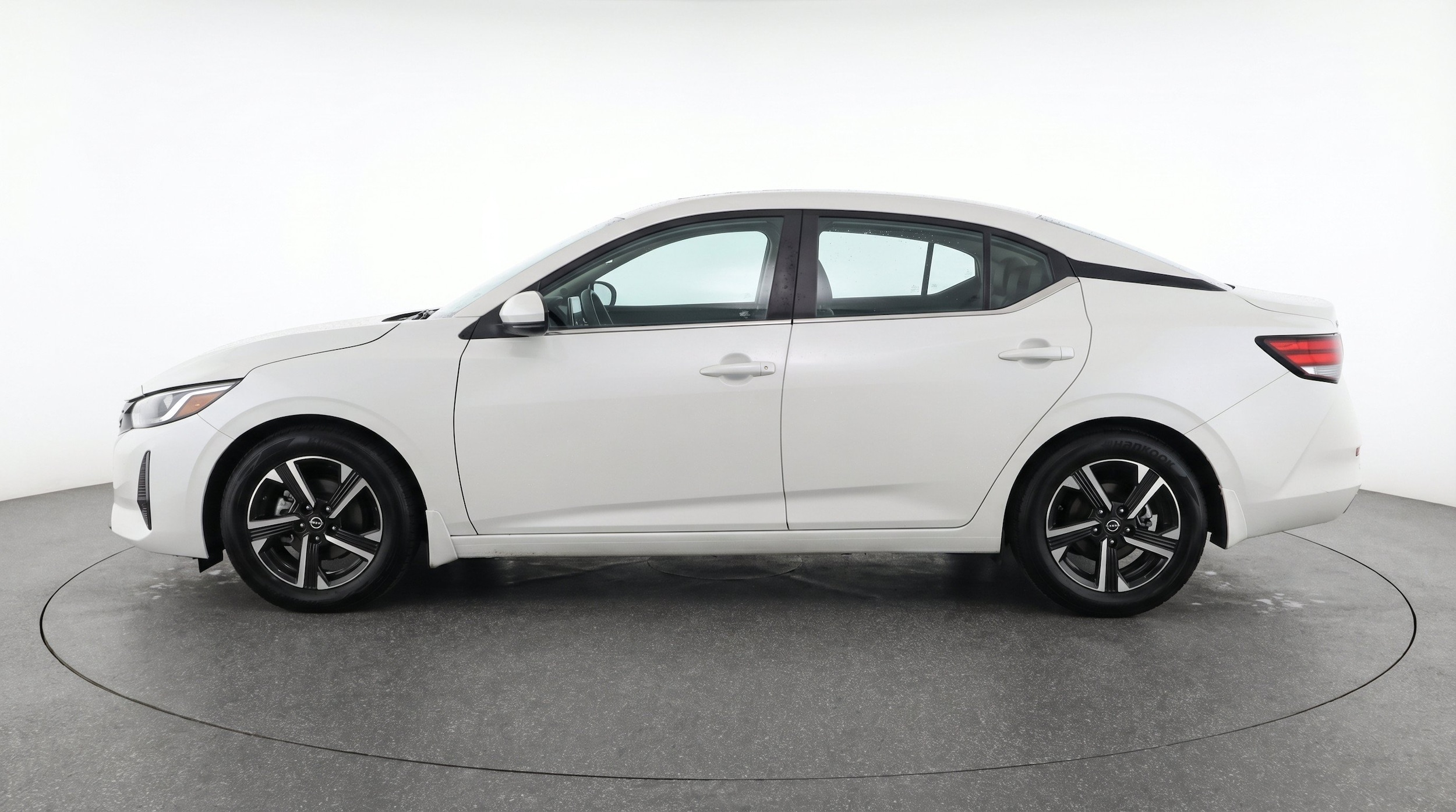 Thumbnail: 2025 Nissan Sentra - 5