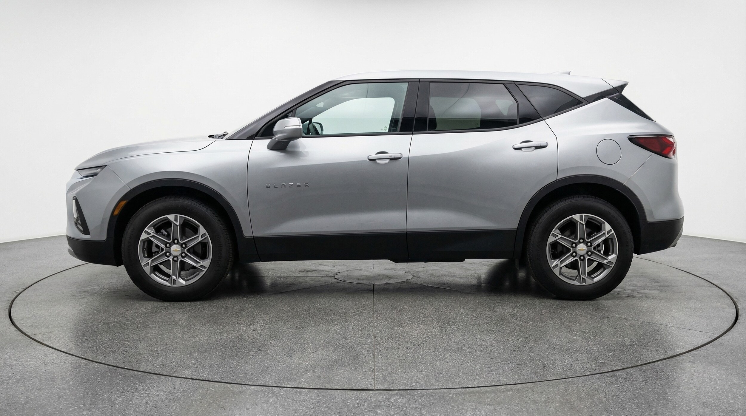 Thumbnail: 2025 Chevrolet Blazer - 4