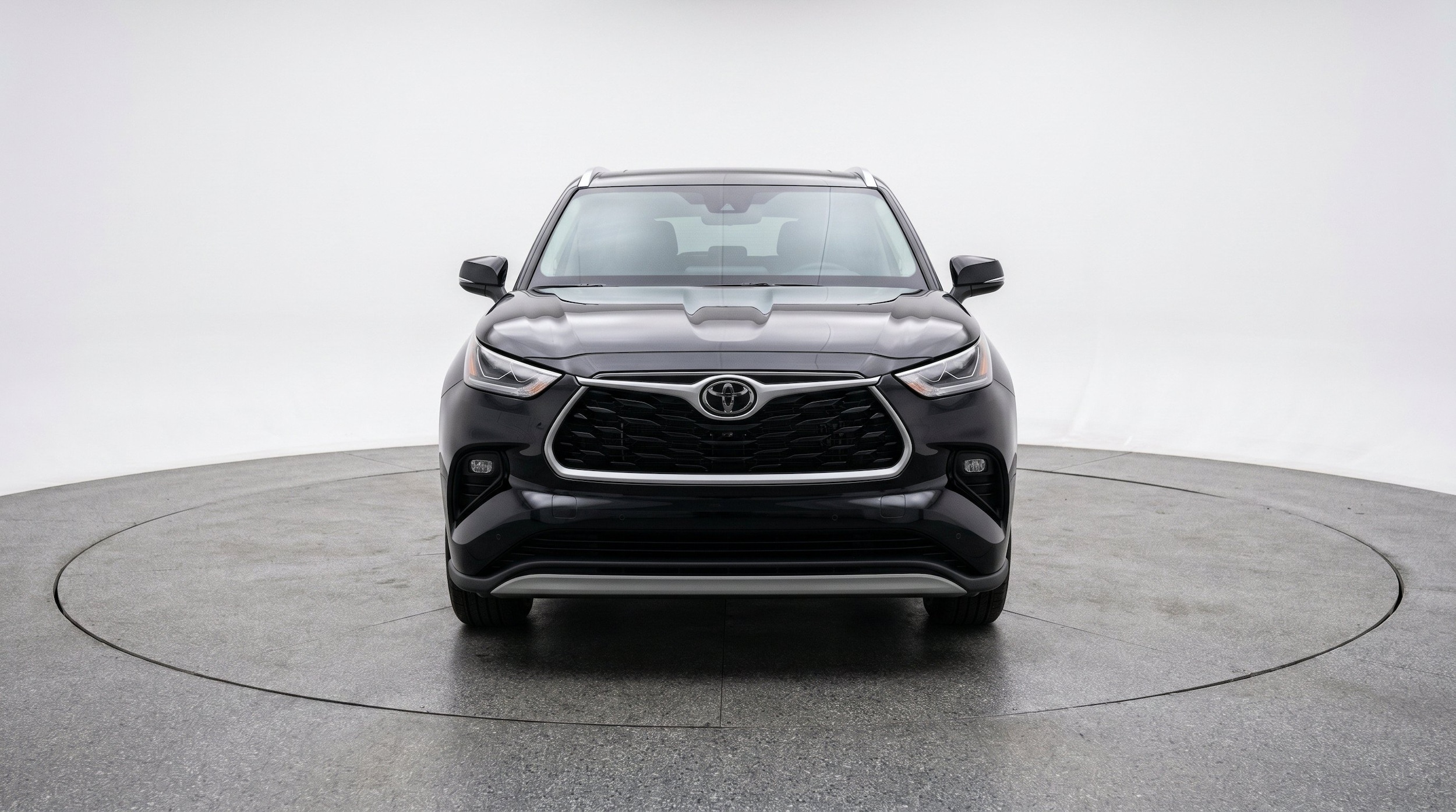 Thumbnail: 2025 Toyota Highlander - 2