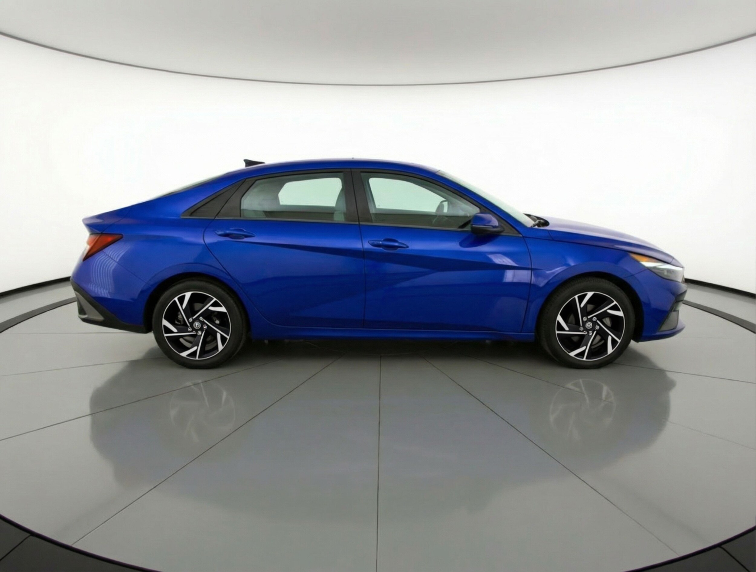 Thumbnail: 2025 Hyundai Elantra - 8