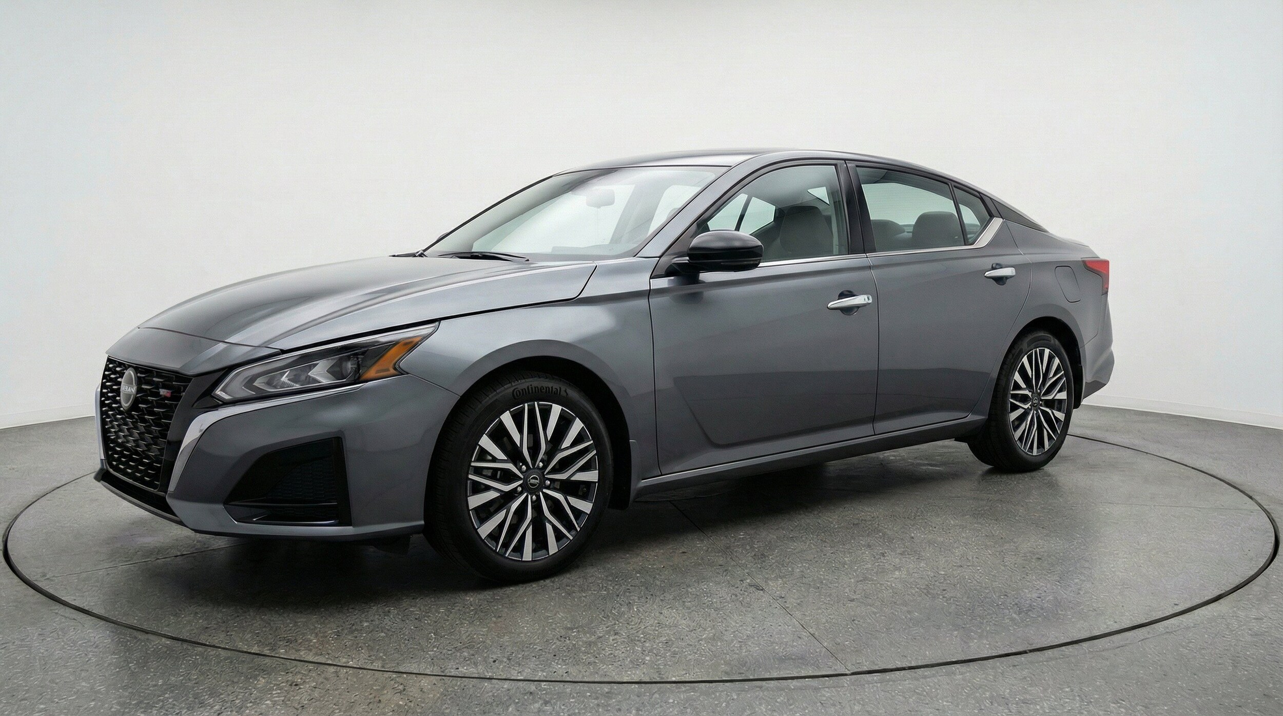 Thumbnail: 2025 Nissan Altima - 3