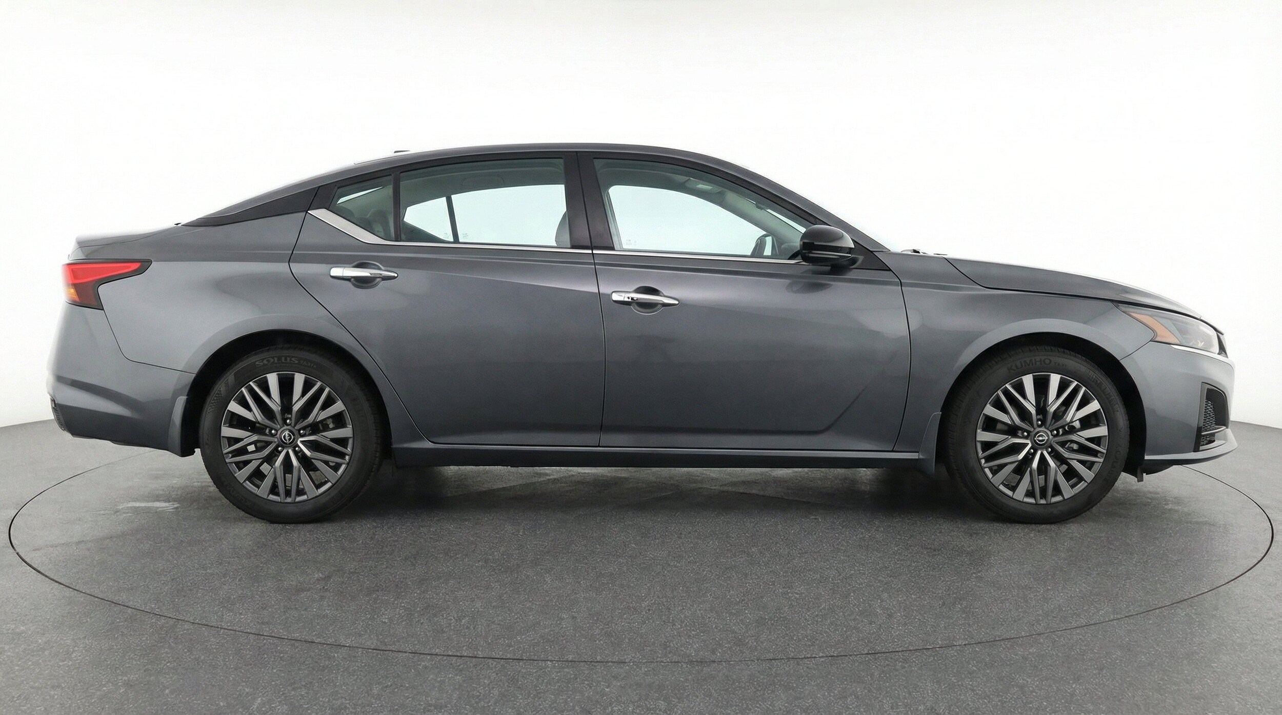 Thumbnail: 2025 Nissan Altima - 10
