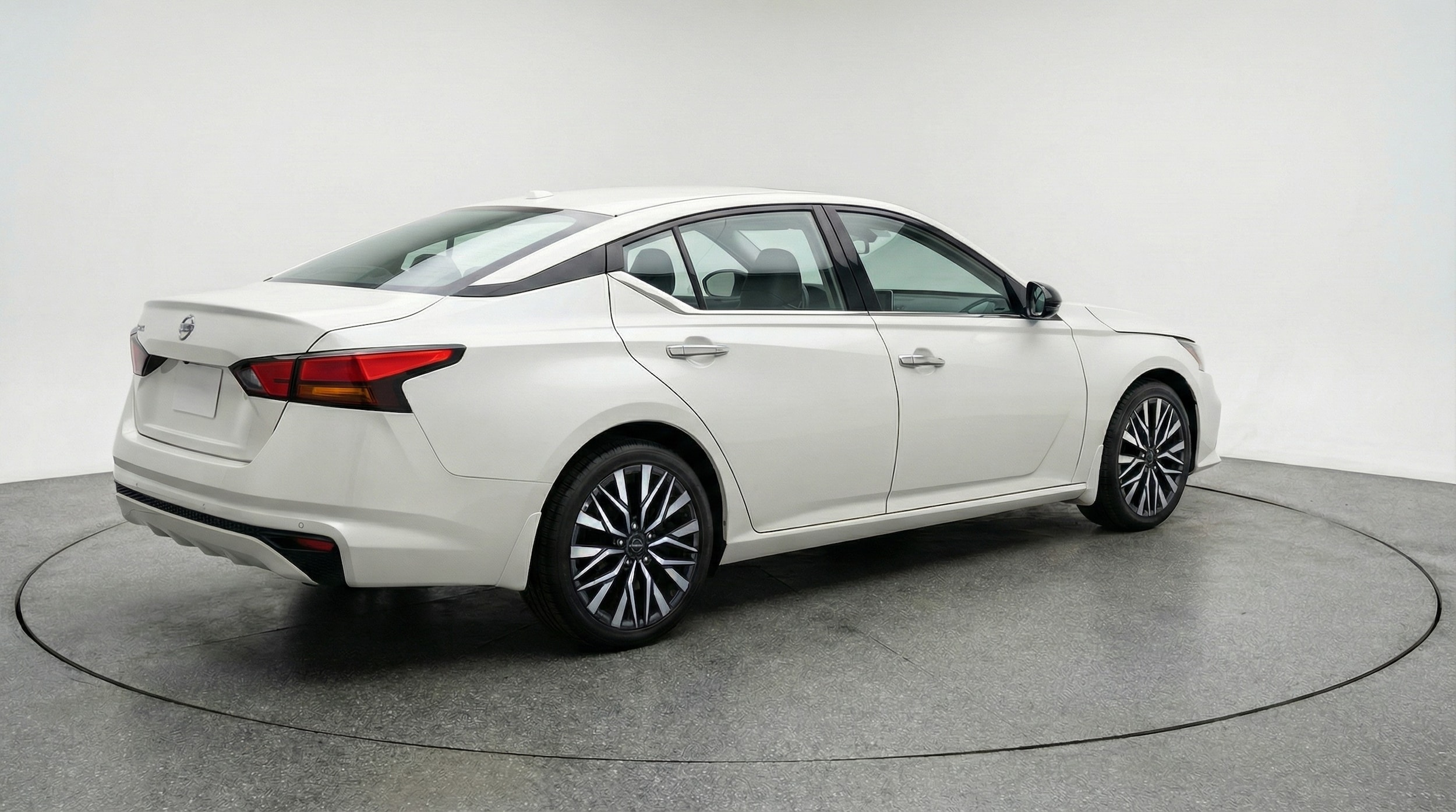 Thumbnail: 2025 Nissan Altima - 7