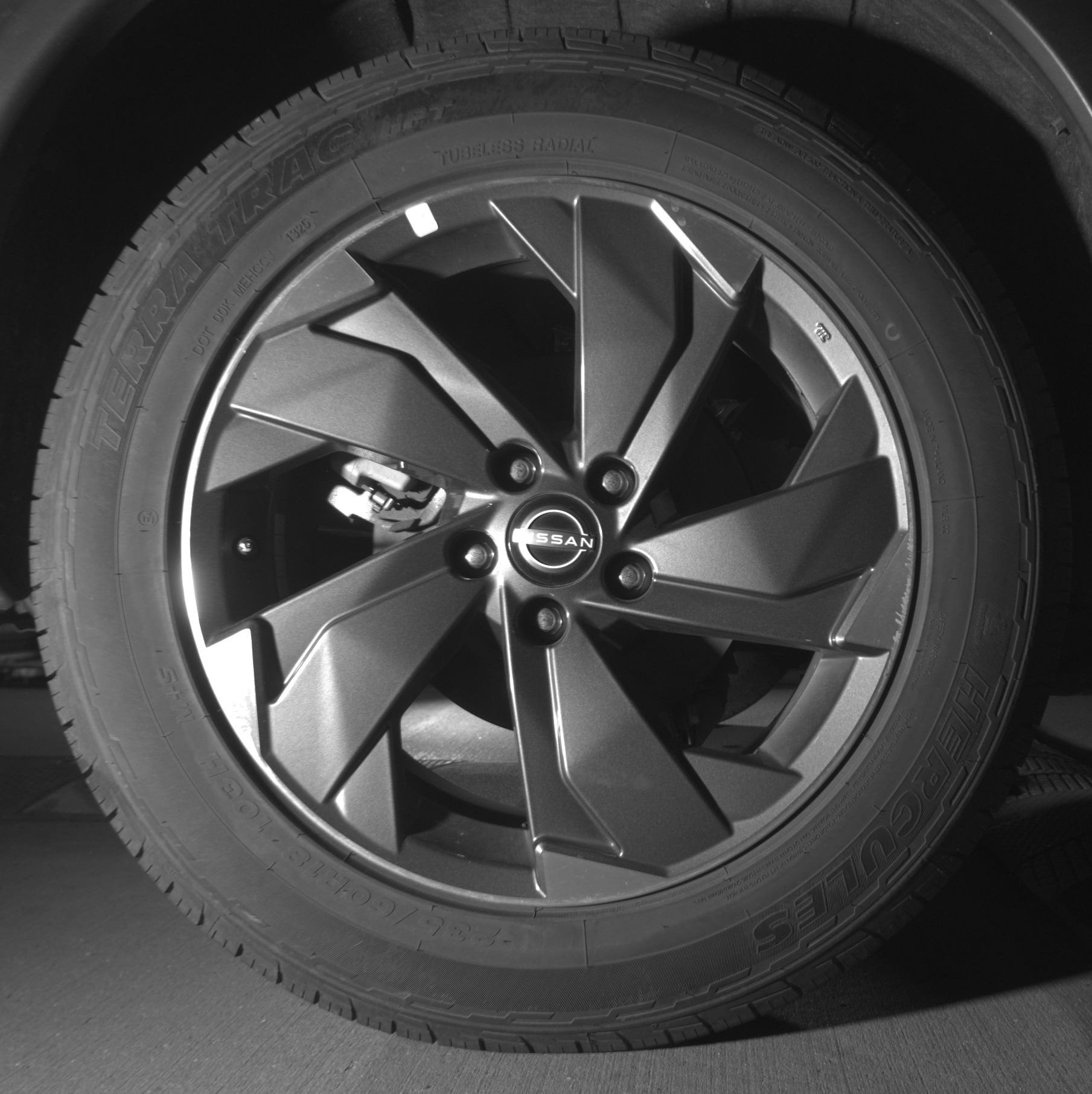 Thumbnail: 2025 Nissan Rogue - 15
