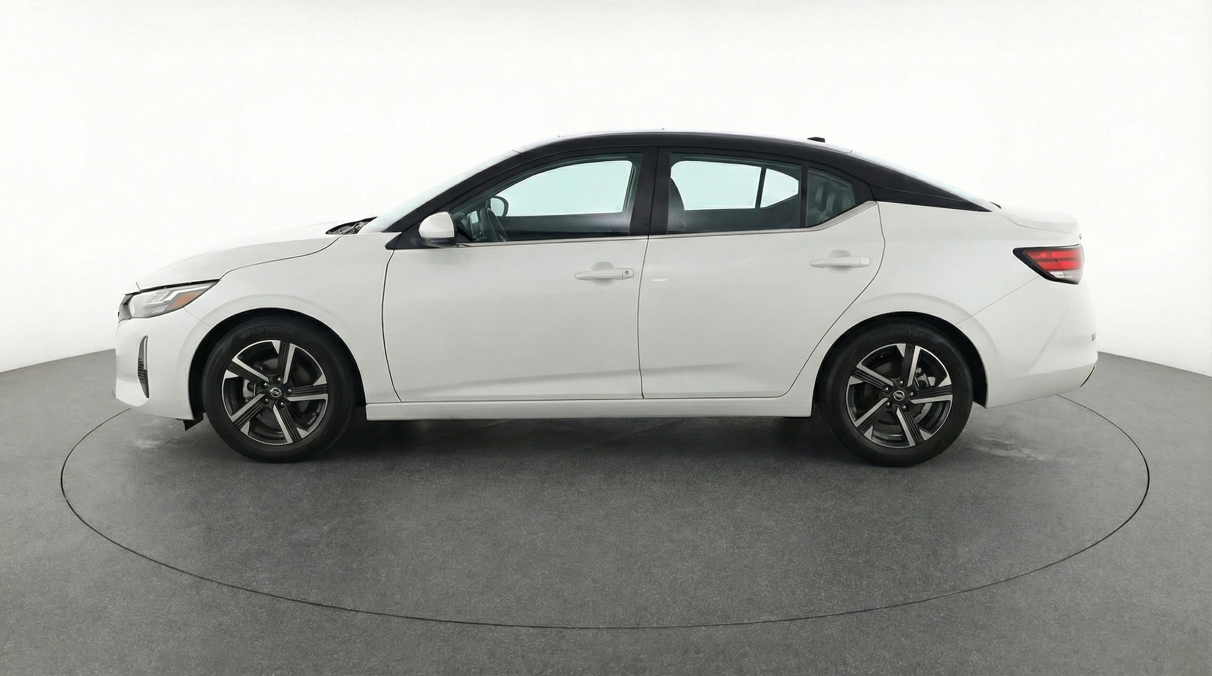 Thumbnail: 2025 Nissan Sentra - 4