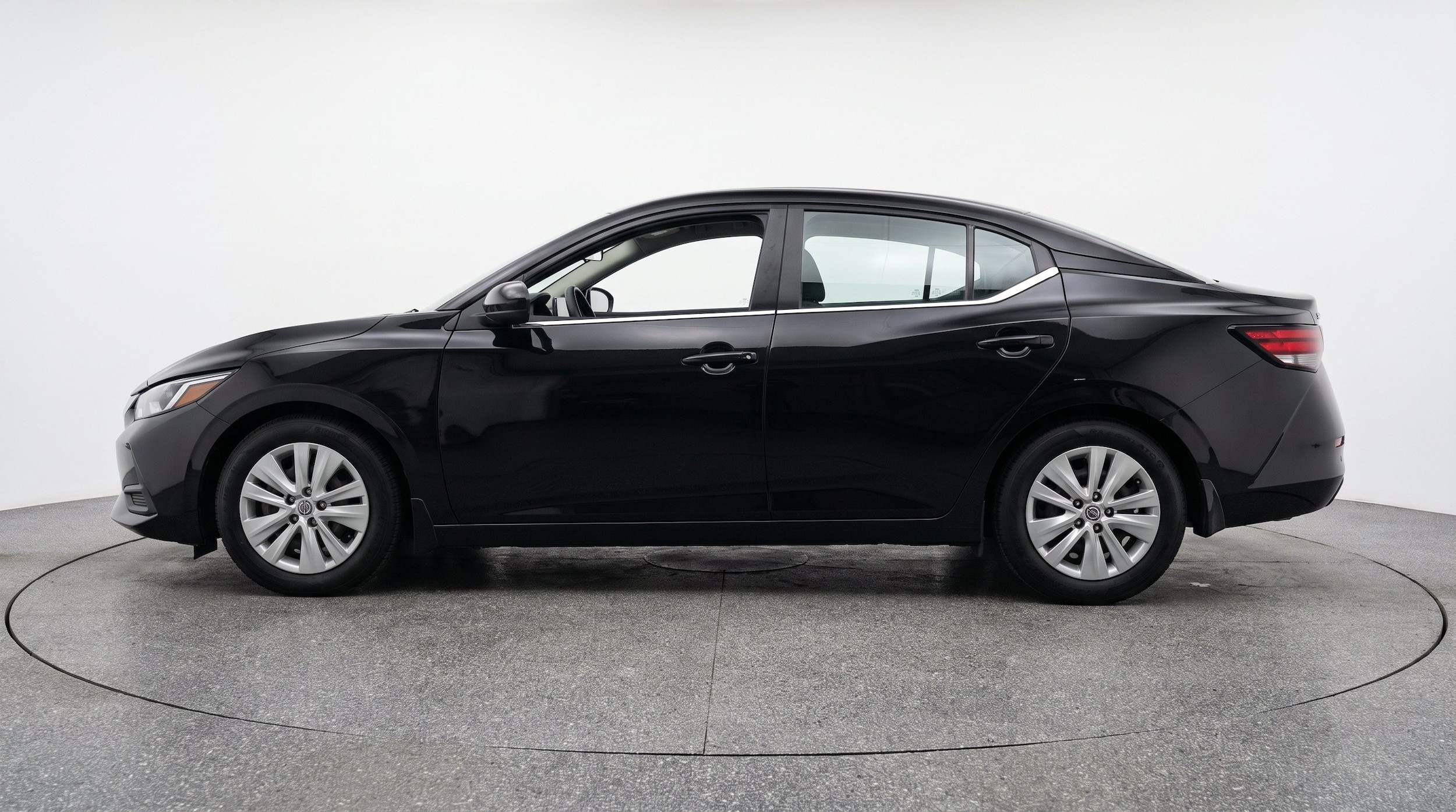 Thumbnail: 2025 Nissan Sentra - 5