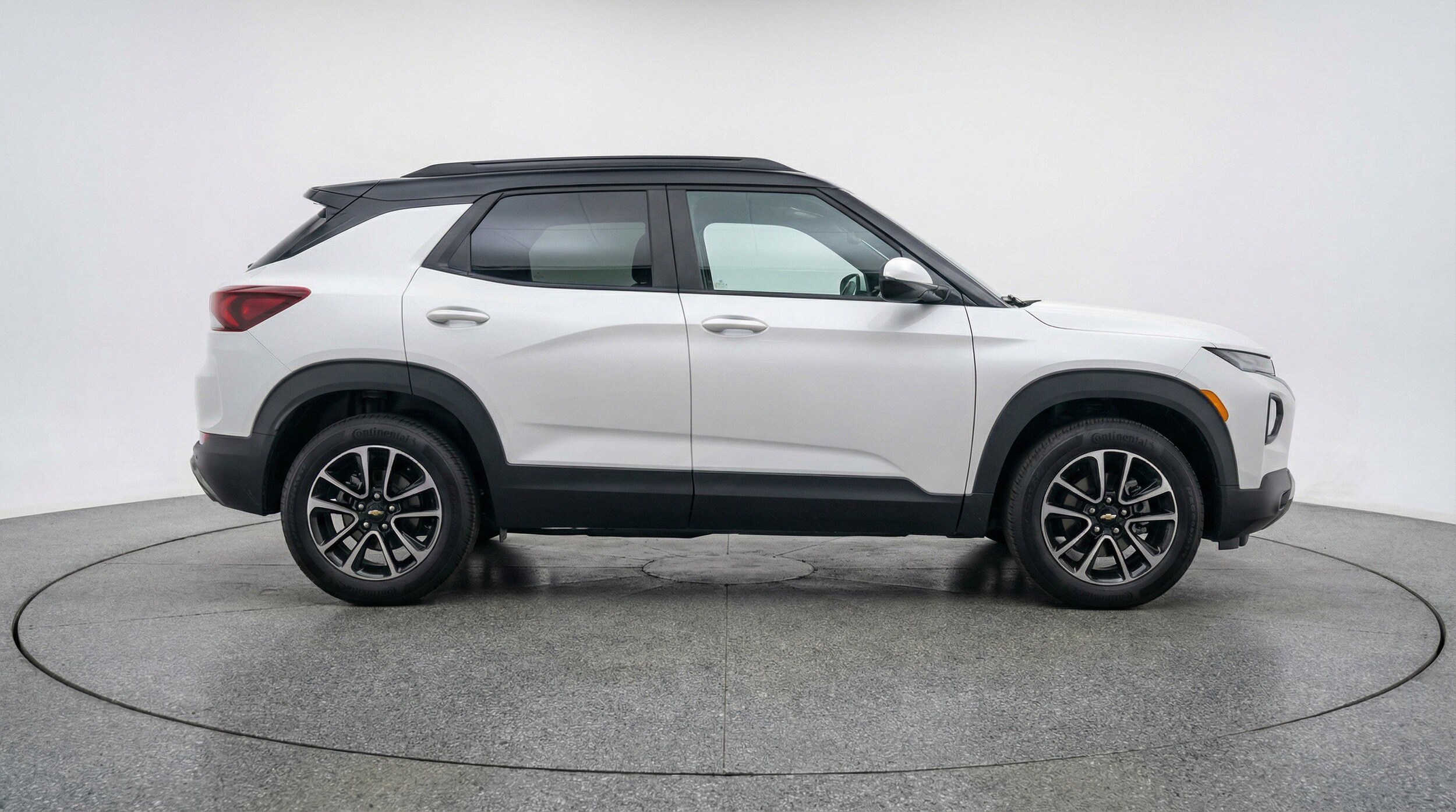 Thumbnail: 2025 Chevrolet TrailBlazer - 11
