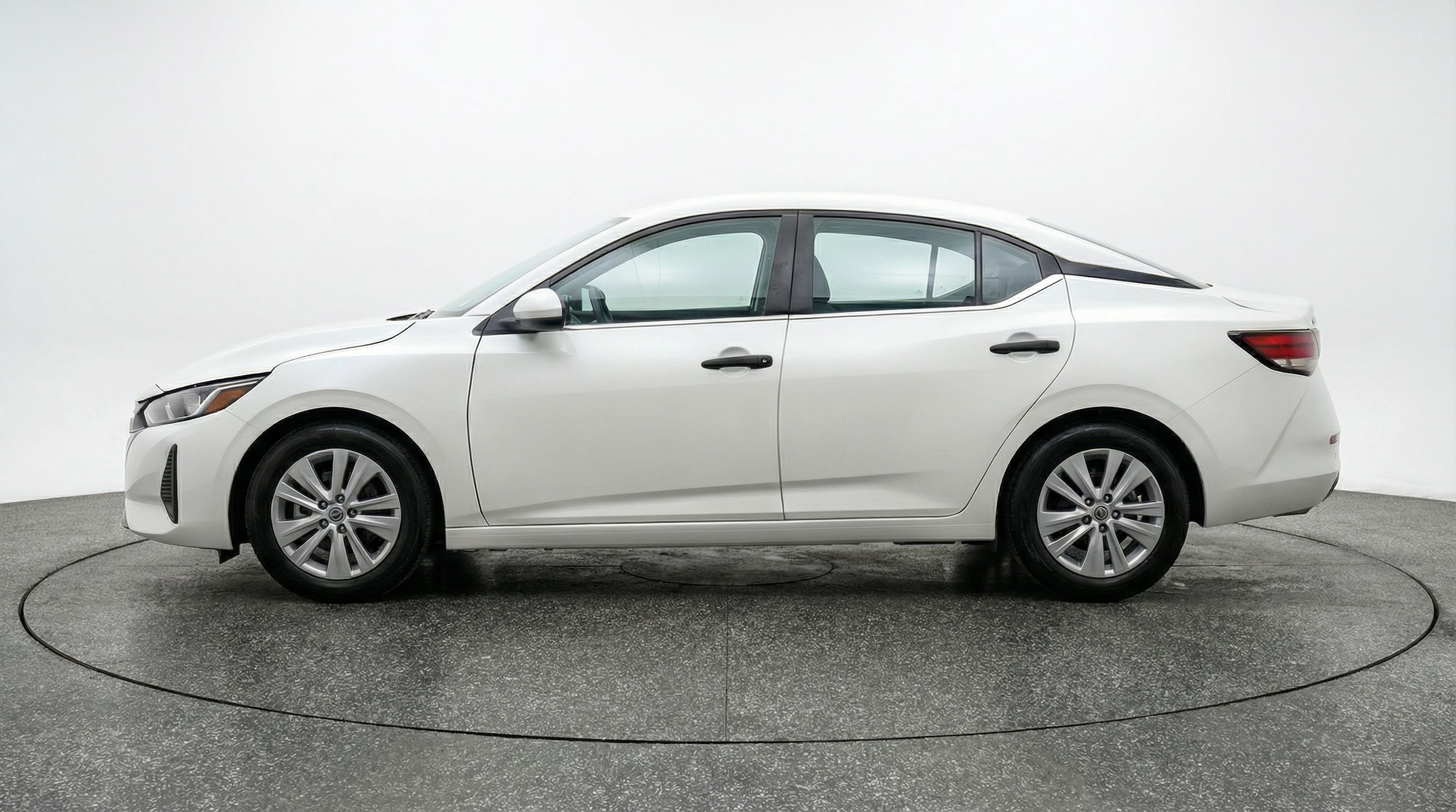 Thumbnail: 2025 Nissan Sentra - 4