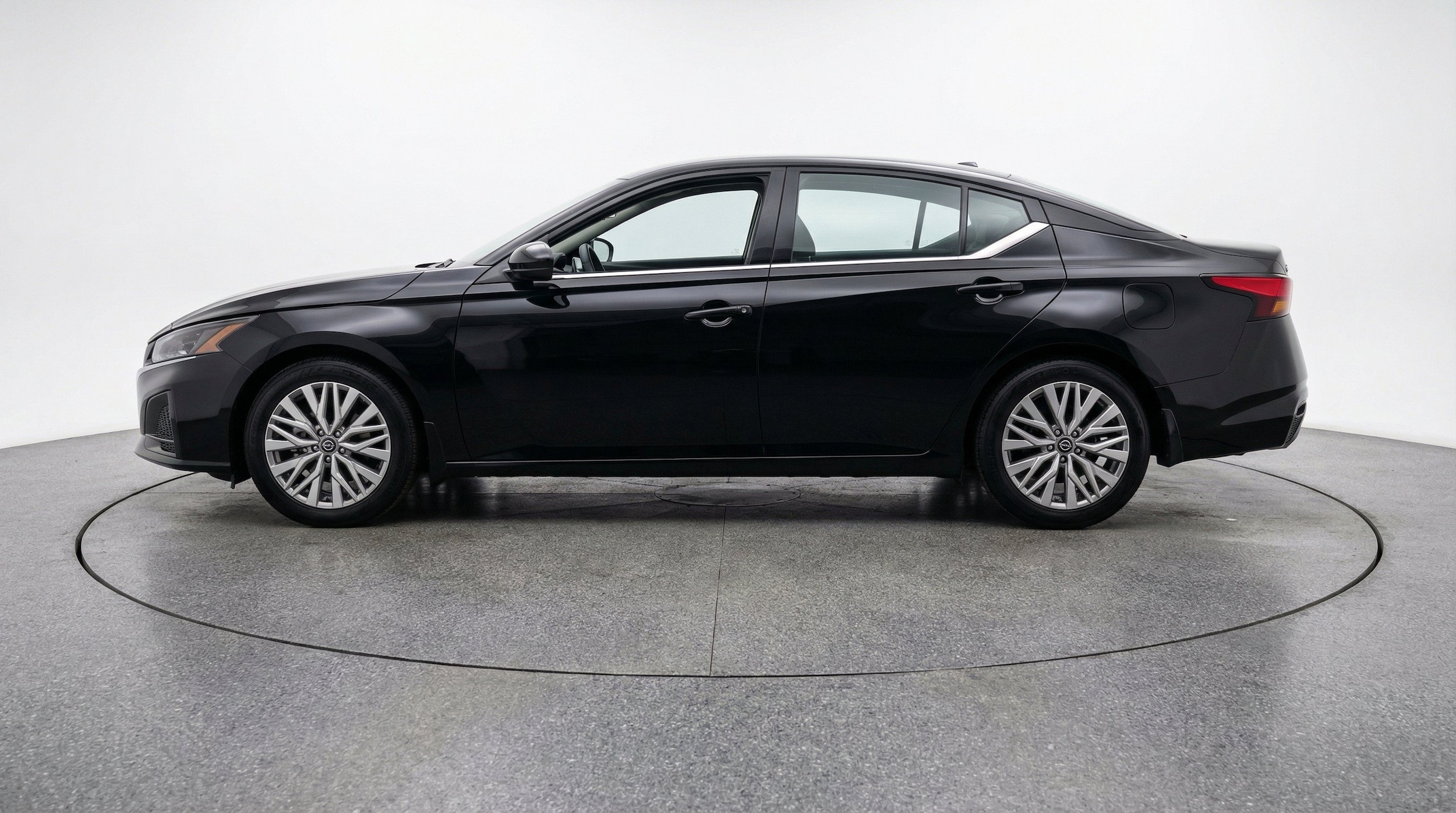 Thumbnail: 2026 Nissan Altima - 5