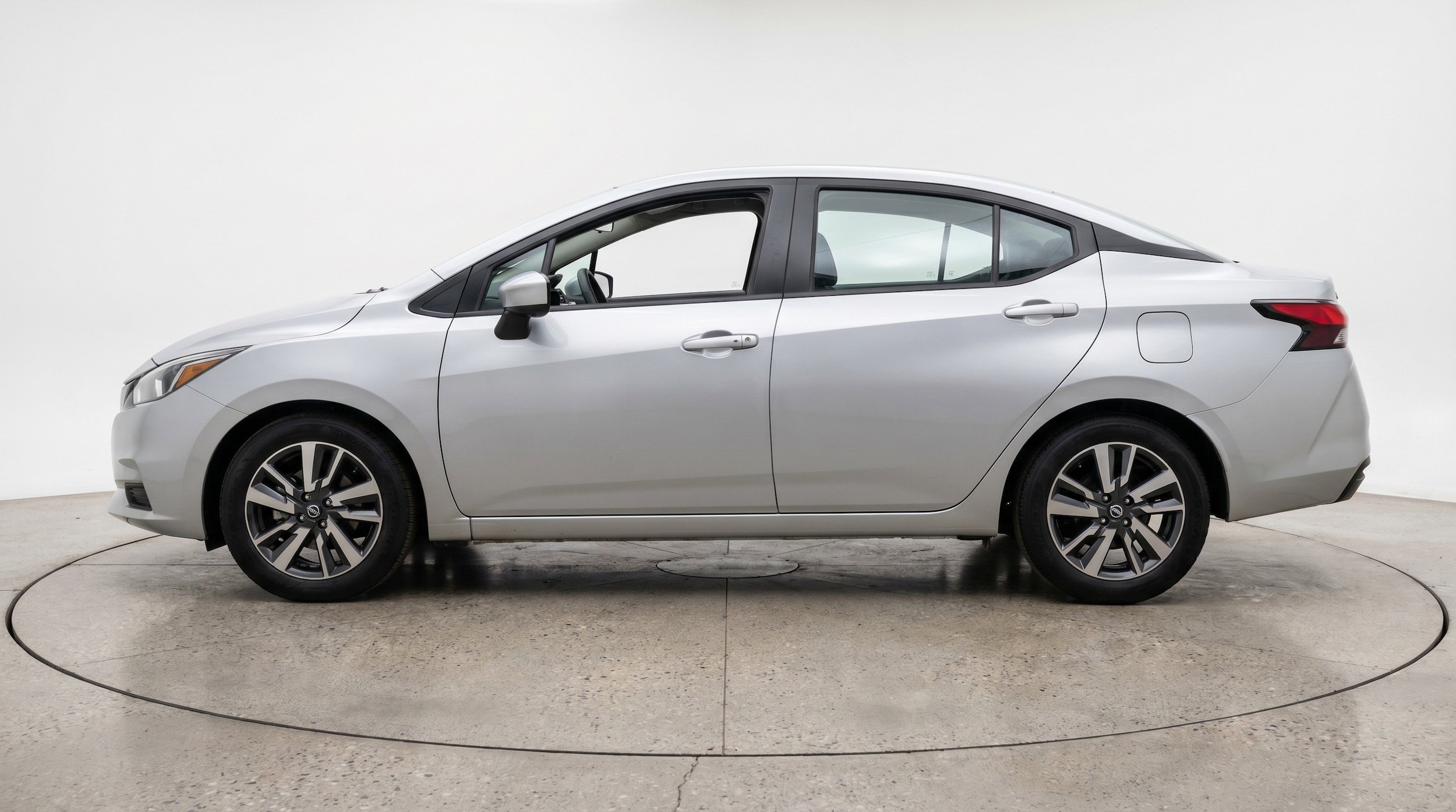 Thumbnail: 2025 Nissan Versa - 5