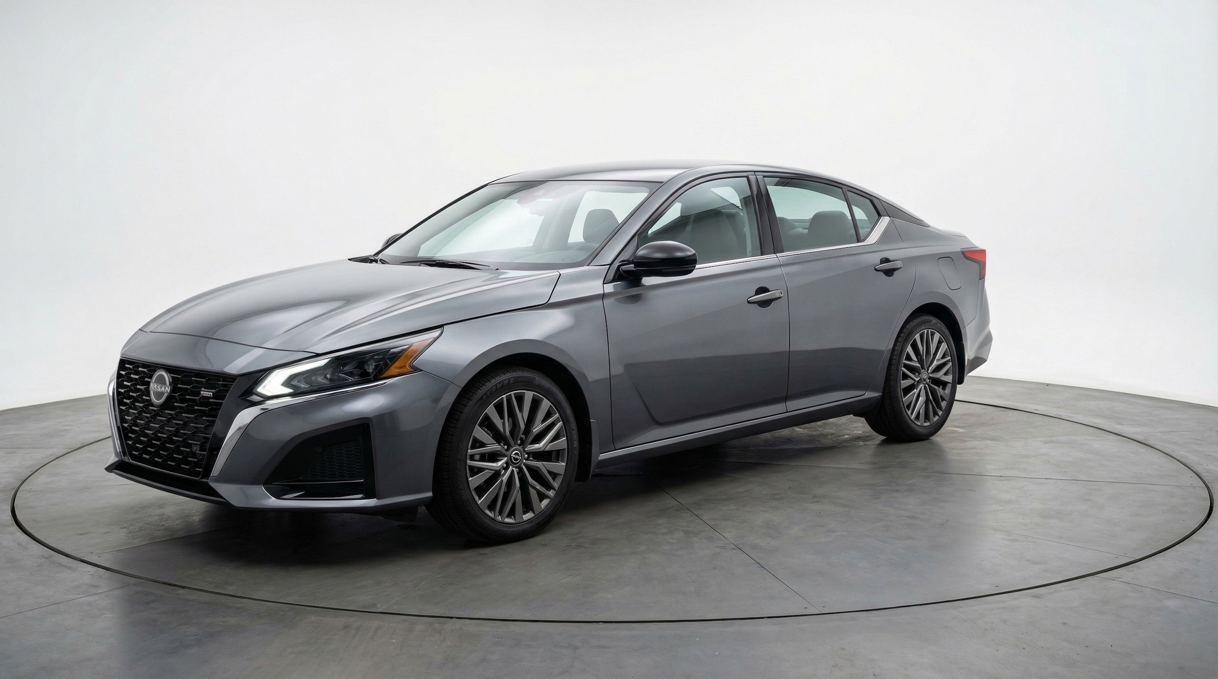 Thumbnail: 2025 Nissan Altima - 3