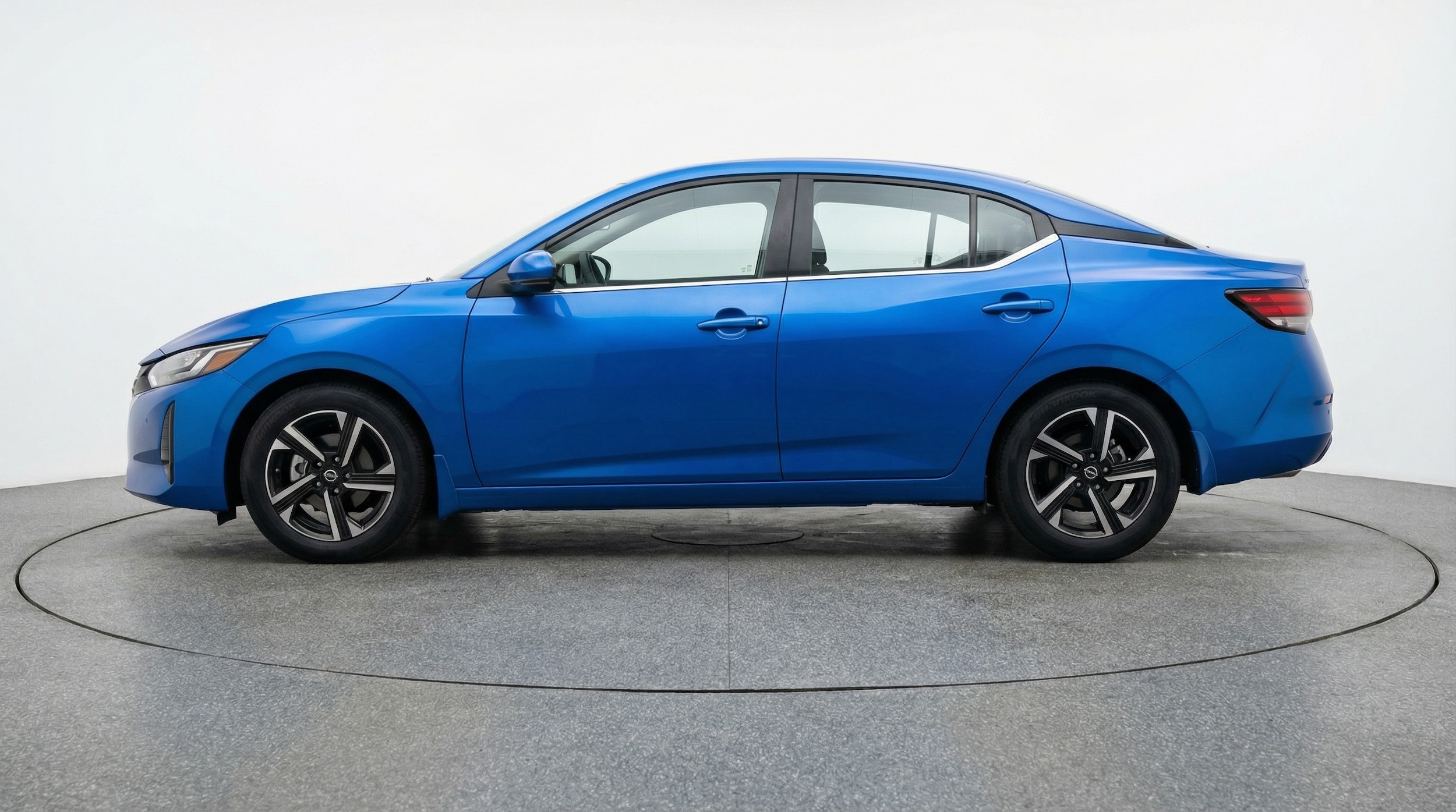 Thumbnail: 2025 Nissan Sentra - 4