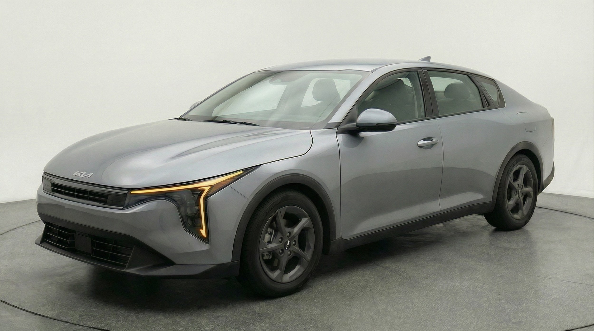 Thumbnail: 2025 Kia K4 - 3