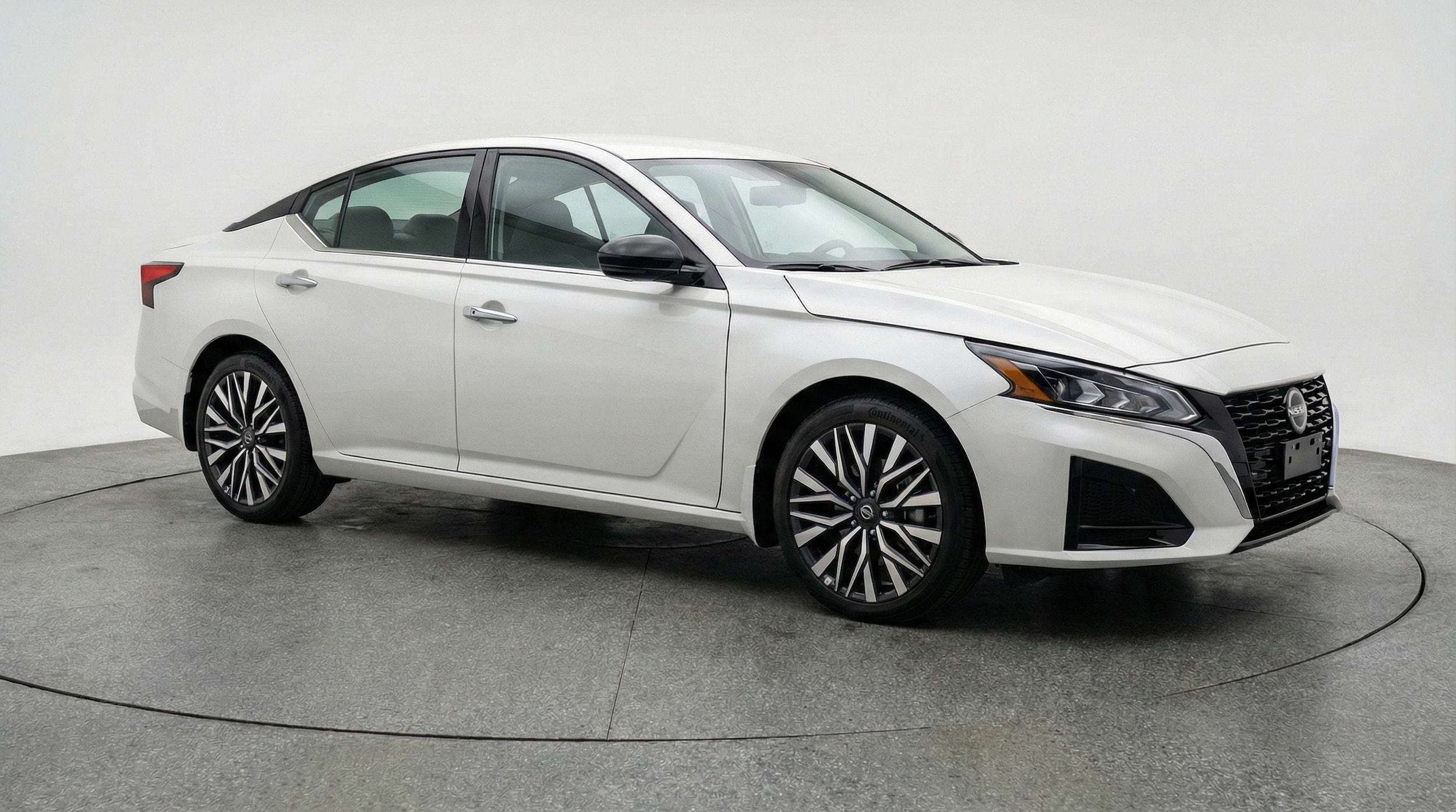 Thumbnail: 2025 Nissan Altima - 1