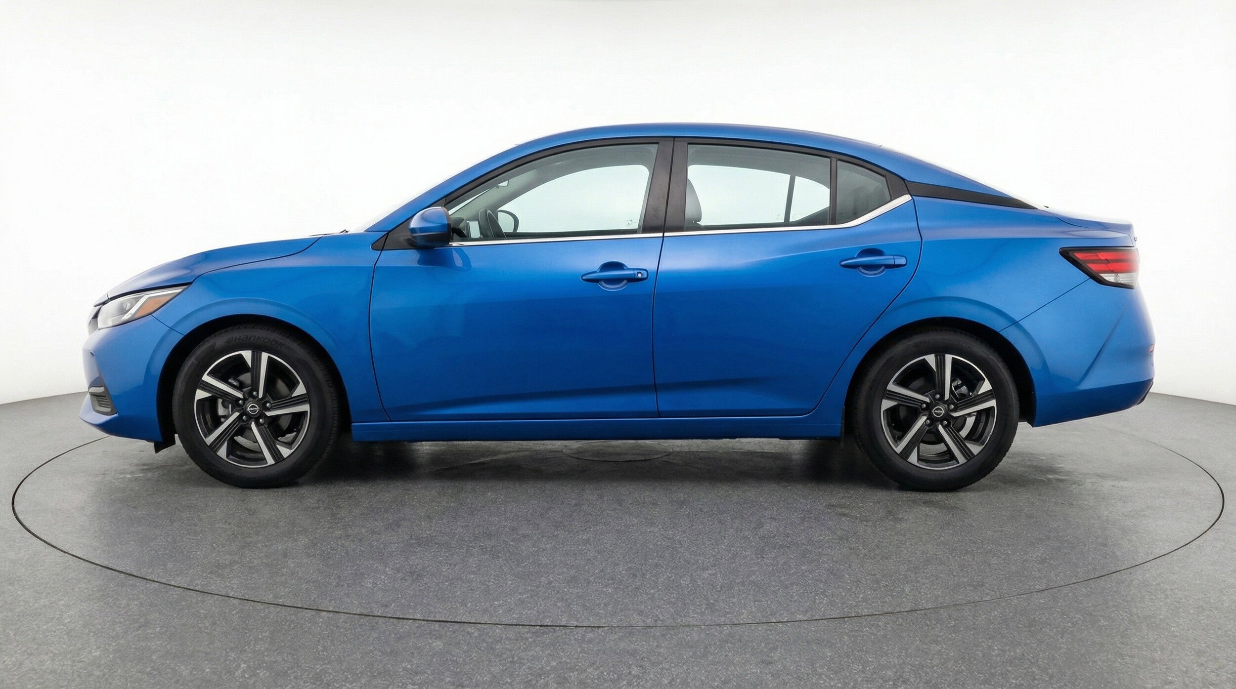 Thumbnail: 2025 Nissan Sentra - 5