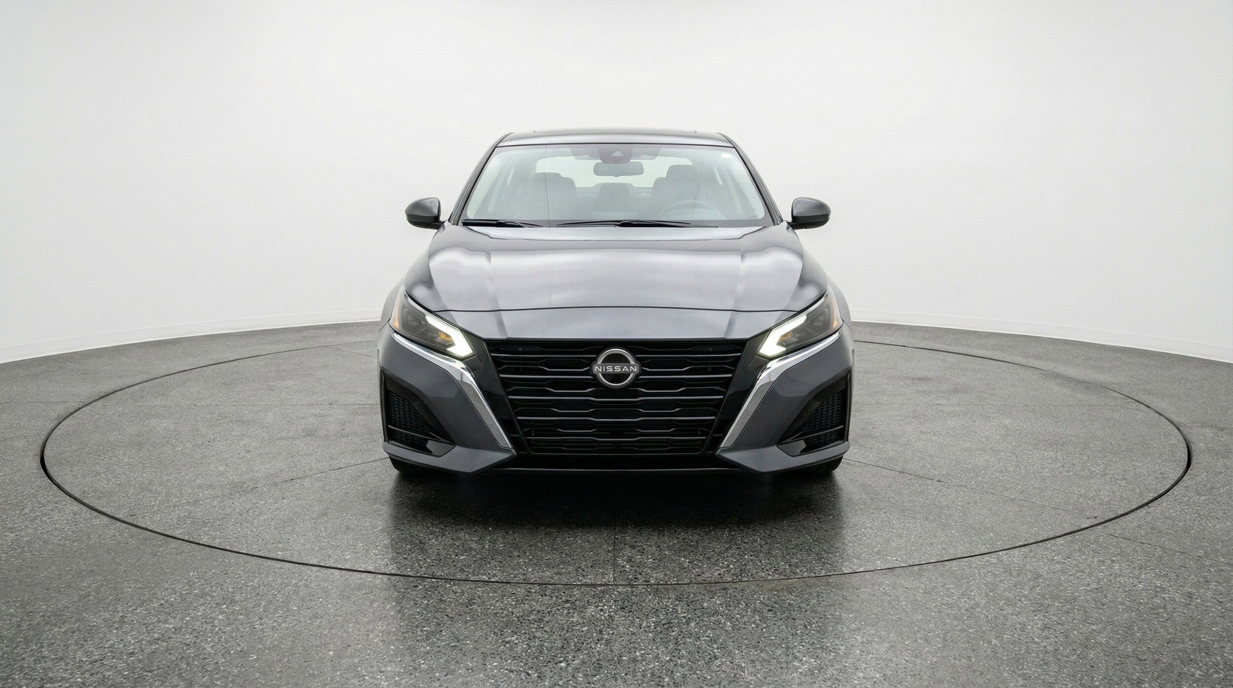 Thumbnail: 2025 Nissan Altima - 2