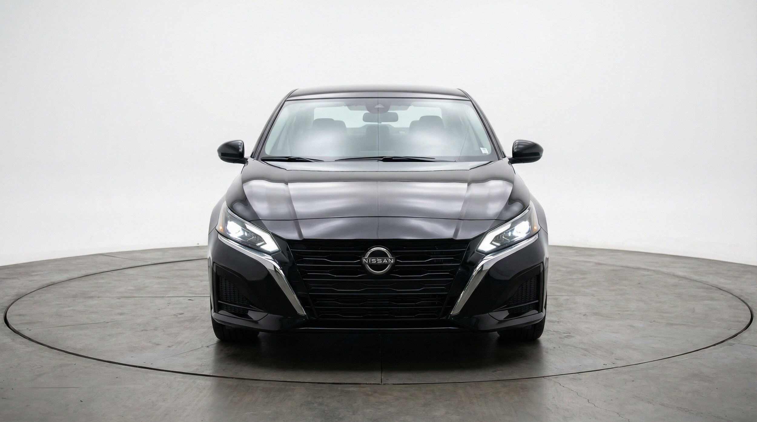 Thumbnail: 2025 Nissan Altima - 2