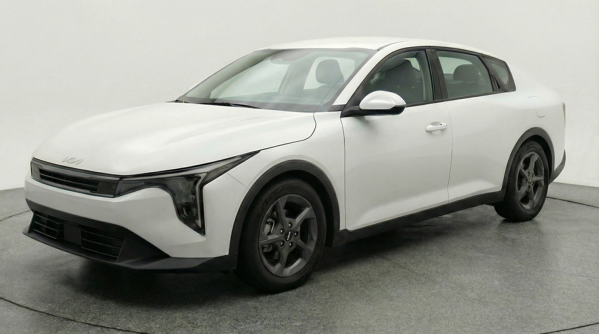 Thumbnail: 2025 Kia K4 - 3