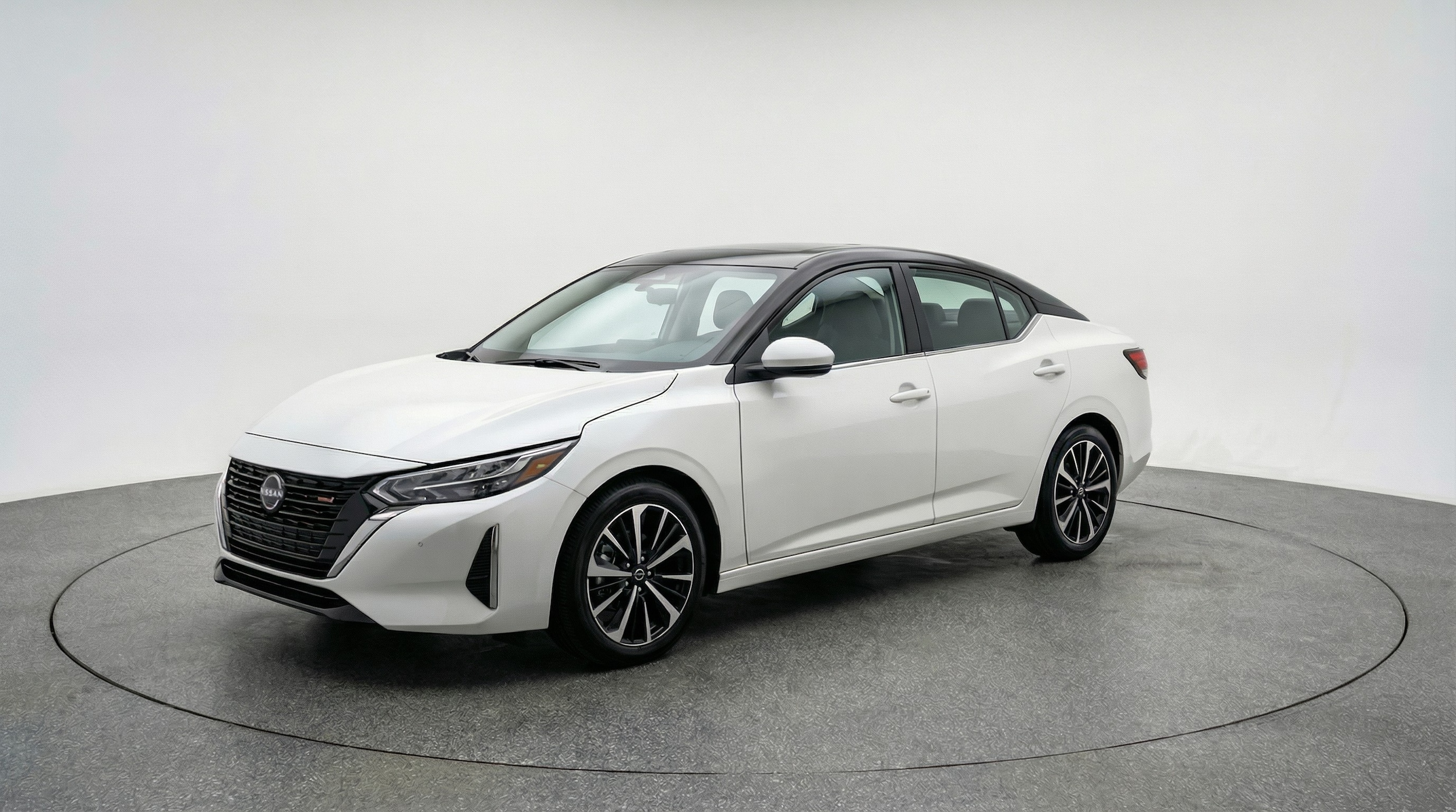 Thumbnail: 2025 Nissan Sentra - 3