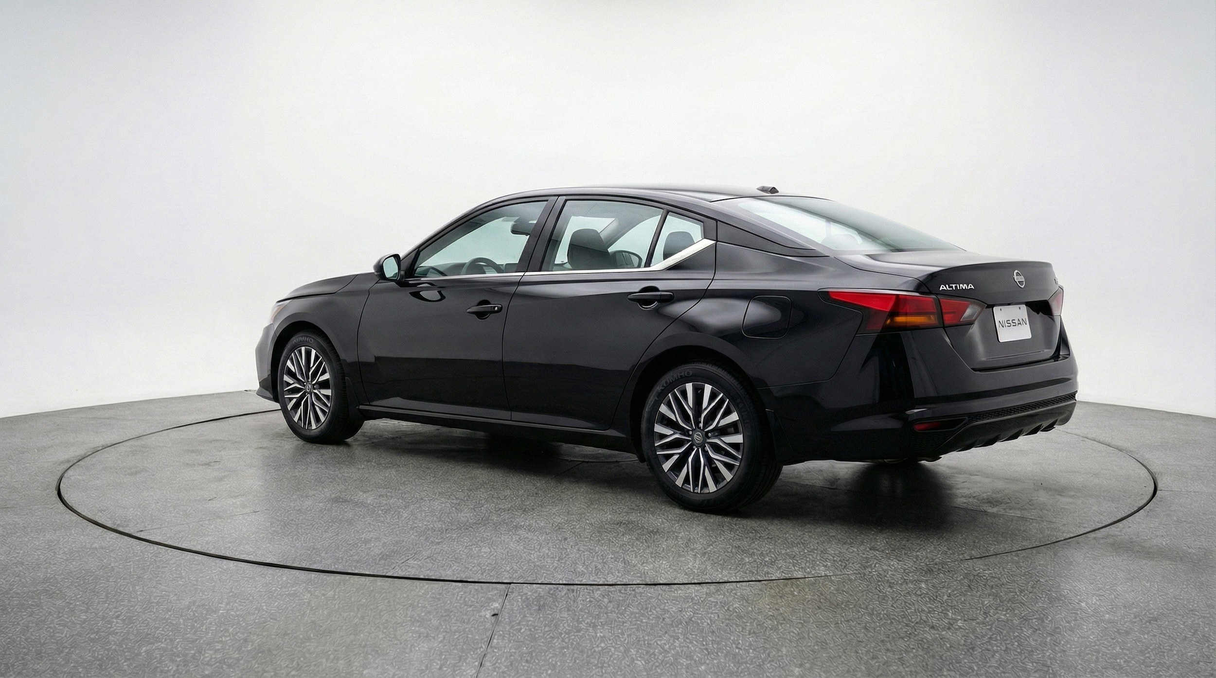 Thumbnail: 2025 Nissan Altima - 6